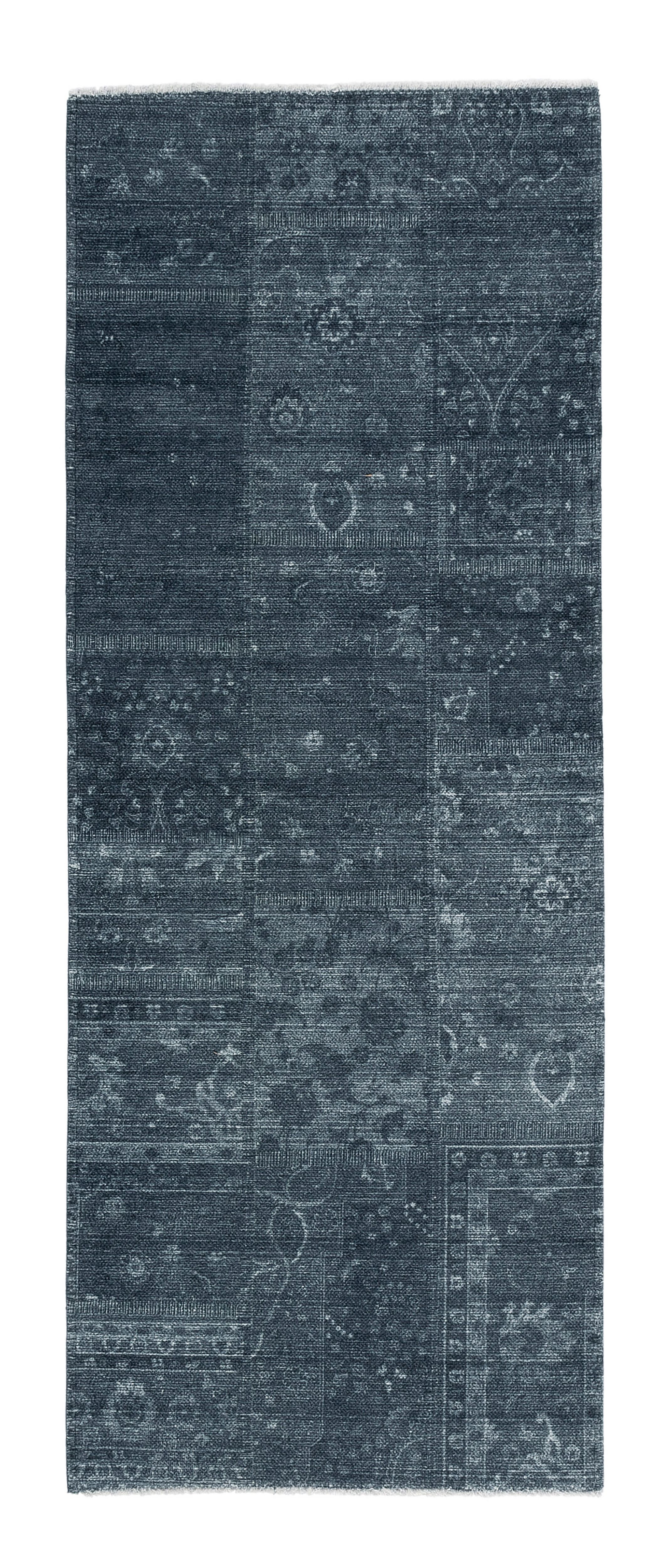 Michele Traditional Charcoal Rug 195Cmx80Cm Price Comparisons | Compare The Build