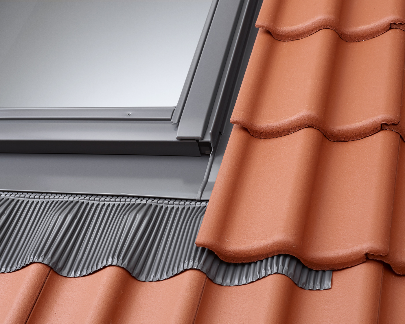 VELUX Recessed Tile Flashings to Suit PK10 Window EDJ 0000 Price Comparisons | Compare The Build