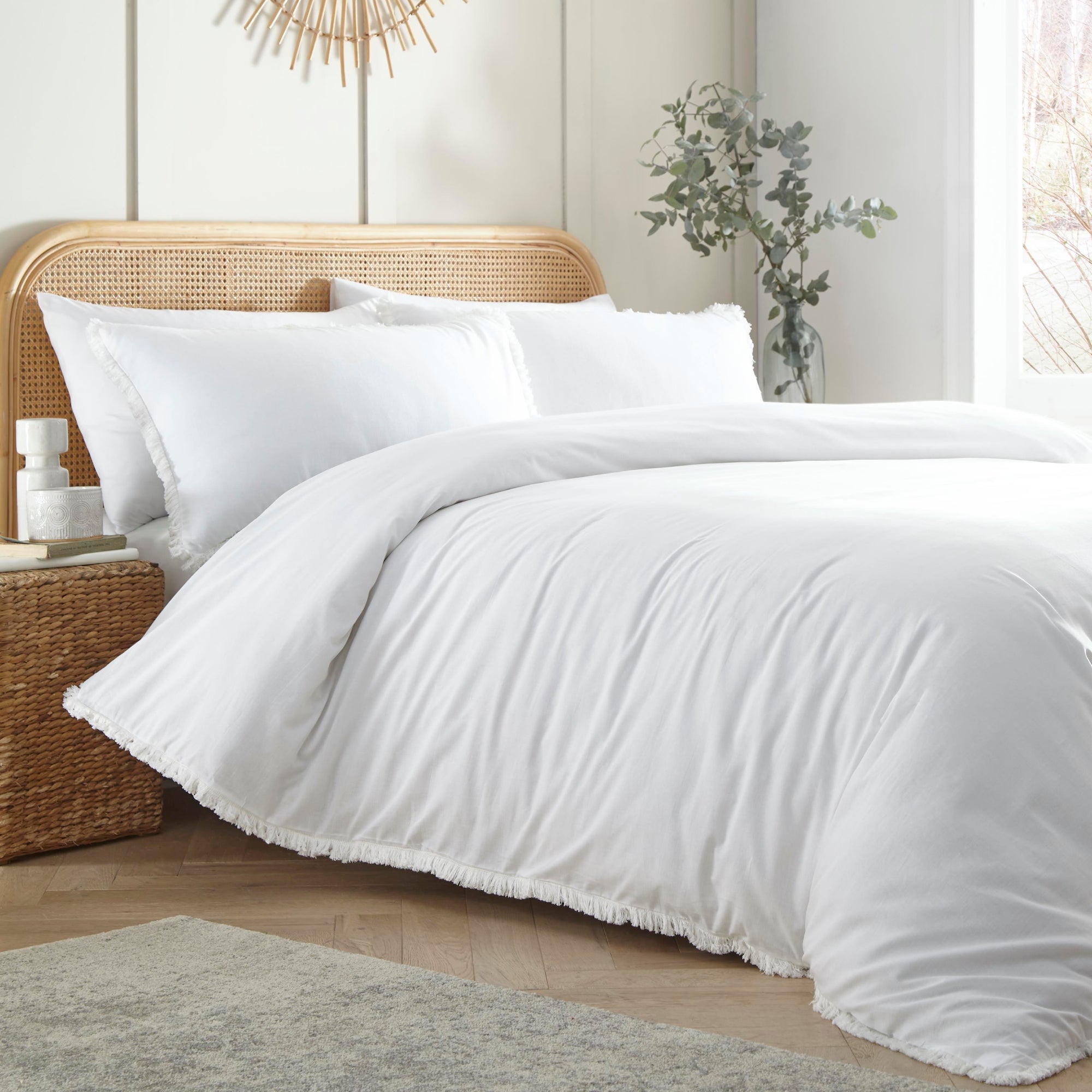 Claire Duvet Cover and Pillowcase Set White White Price Comparisons | Compare The Build