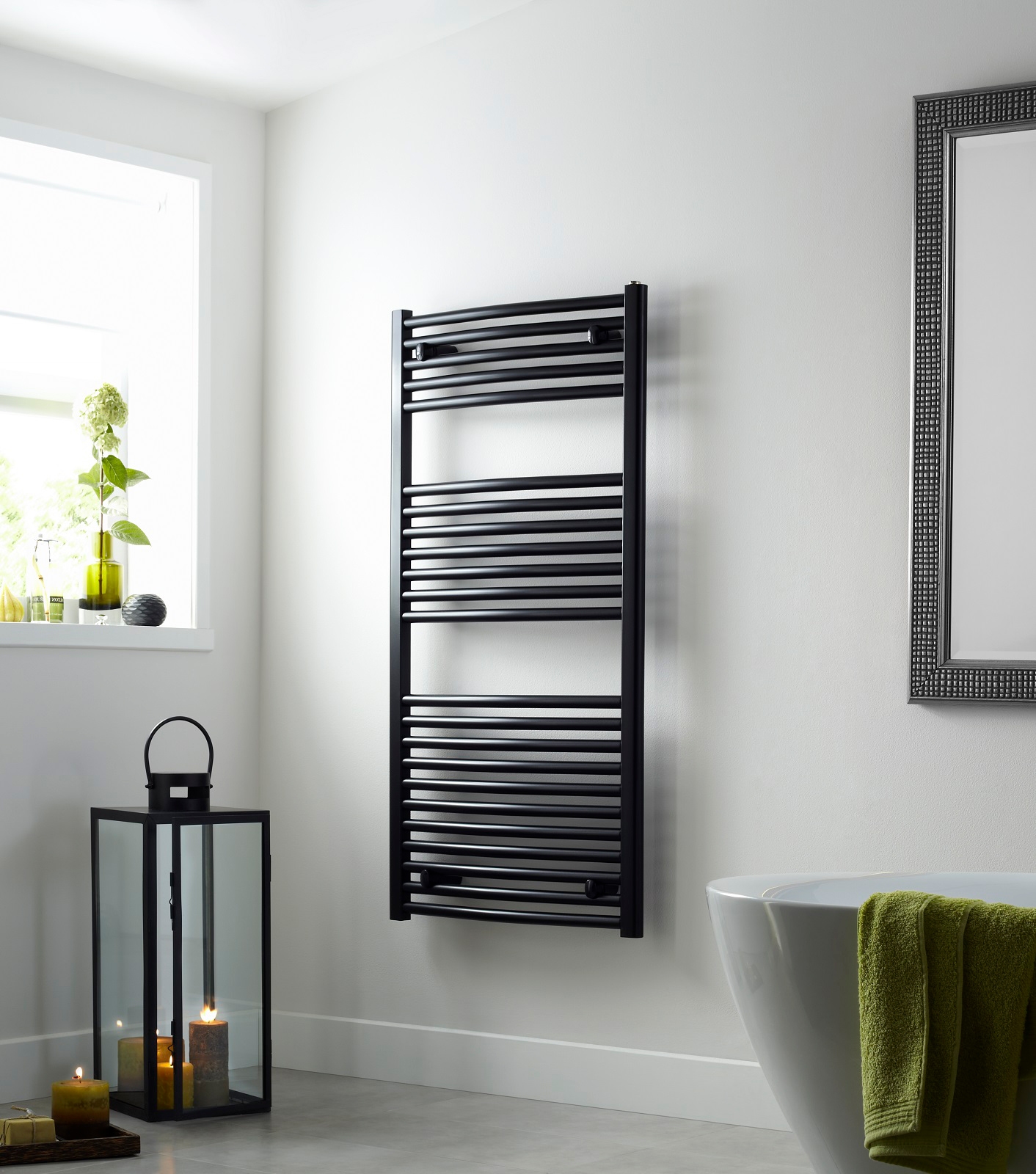 Towelrads Pisa Ladder Rail - 25mm, Black Straight, 1200x500mm Price Comparisons | Compare The Build