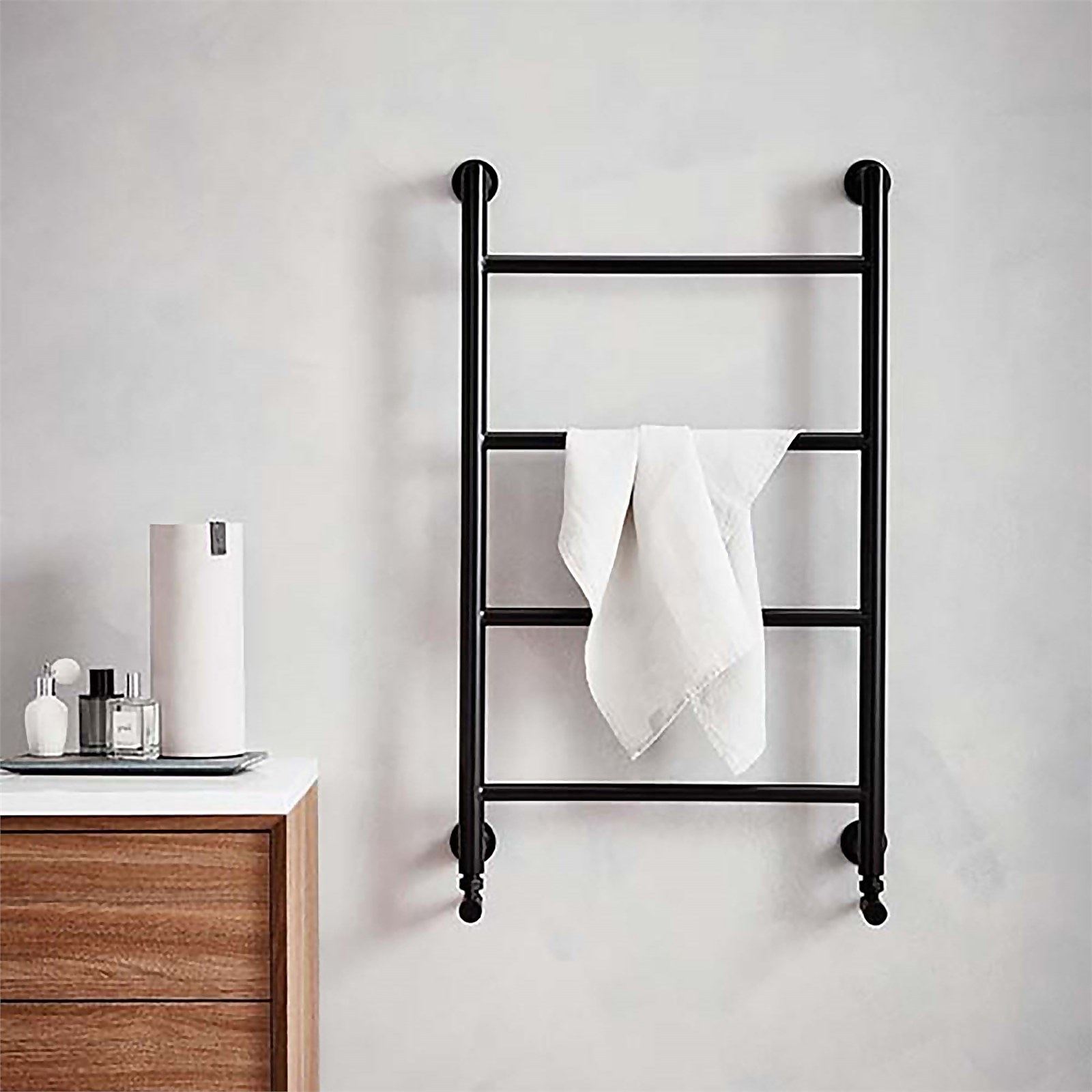 Bathstore Noir 800mm Round Towel Radiator - Black Price Comparisons | Compare The Build