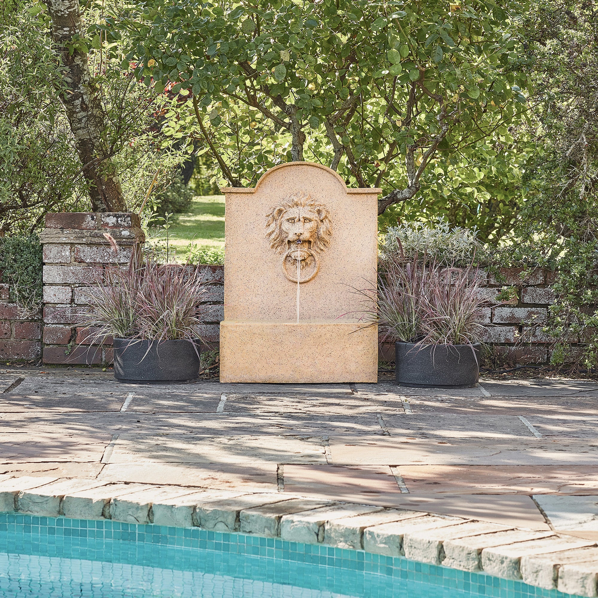 Outdoor Luxury Lion Water Feature Sandstone | Compare The Build