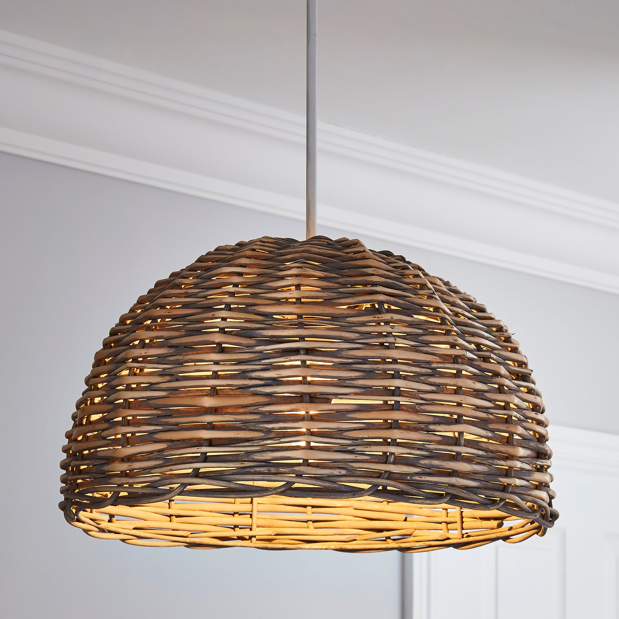 Lari Split Weave Grey Easy Fit Pendant Grey wash Price Comparisons | Compare The Build