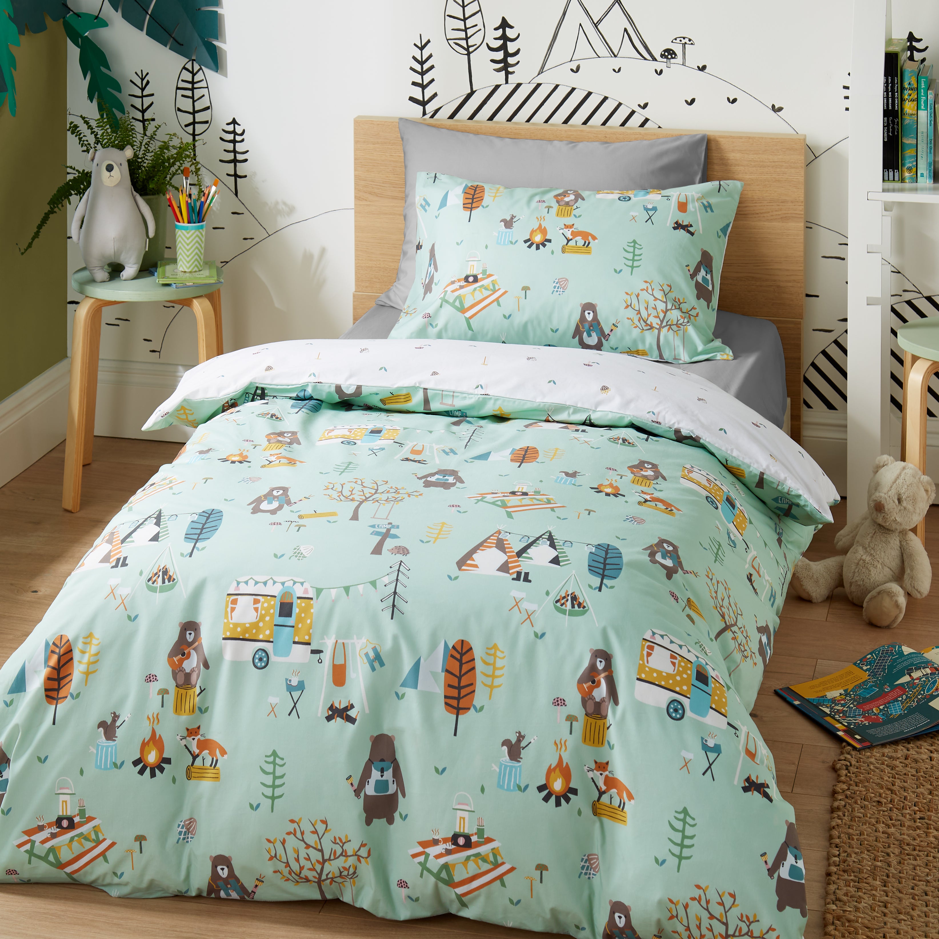 Woodland Camping Reversible Duvet and Pillowcase Set Green Price Comparisons | Compare The Build