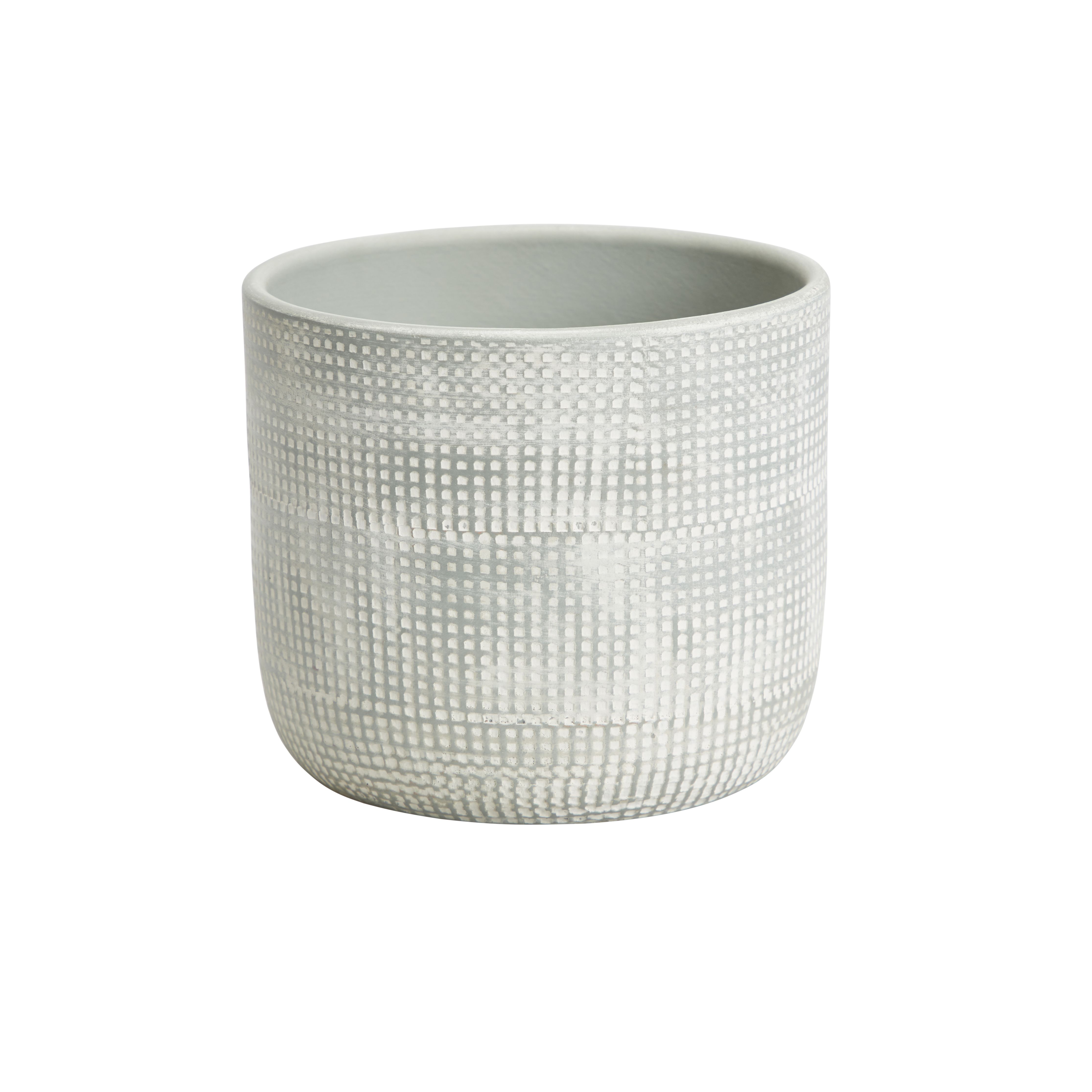 GoodHome Duck Egg Clay Dotted Circular Plant Pot (Dia)12Cm | Compare The Build