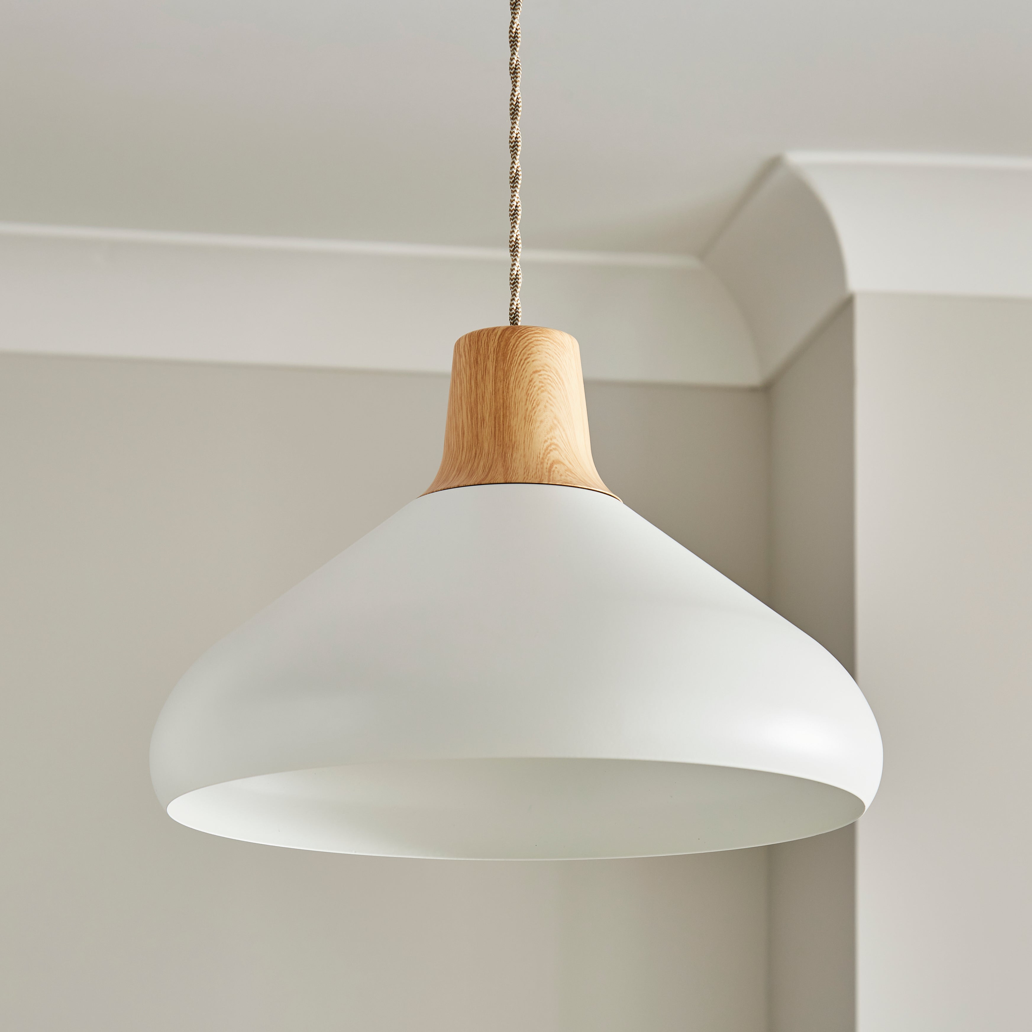 Elements Wolston Metal Easy Fit Pendant White Price Comparisons | Compare The Build