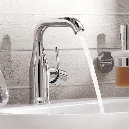 Grohe Essence Side Lever Basin Mixer Tap M with Pop-Up Waste 23462001 Price Comparisons | Compare The Build