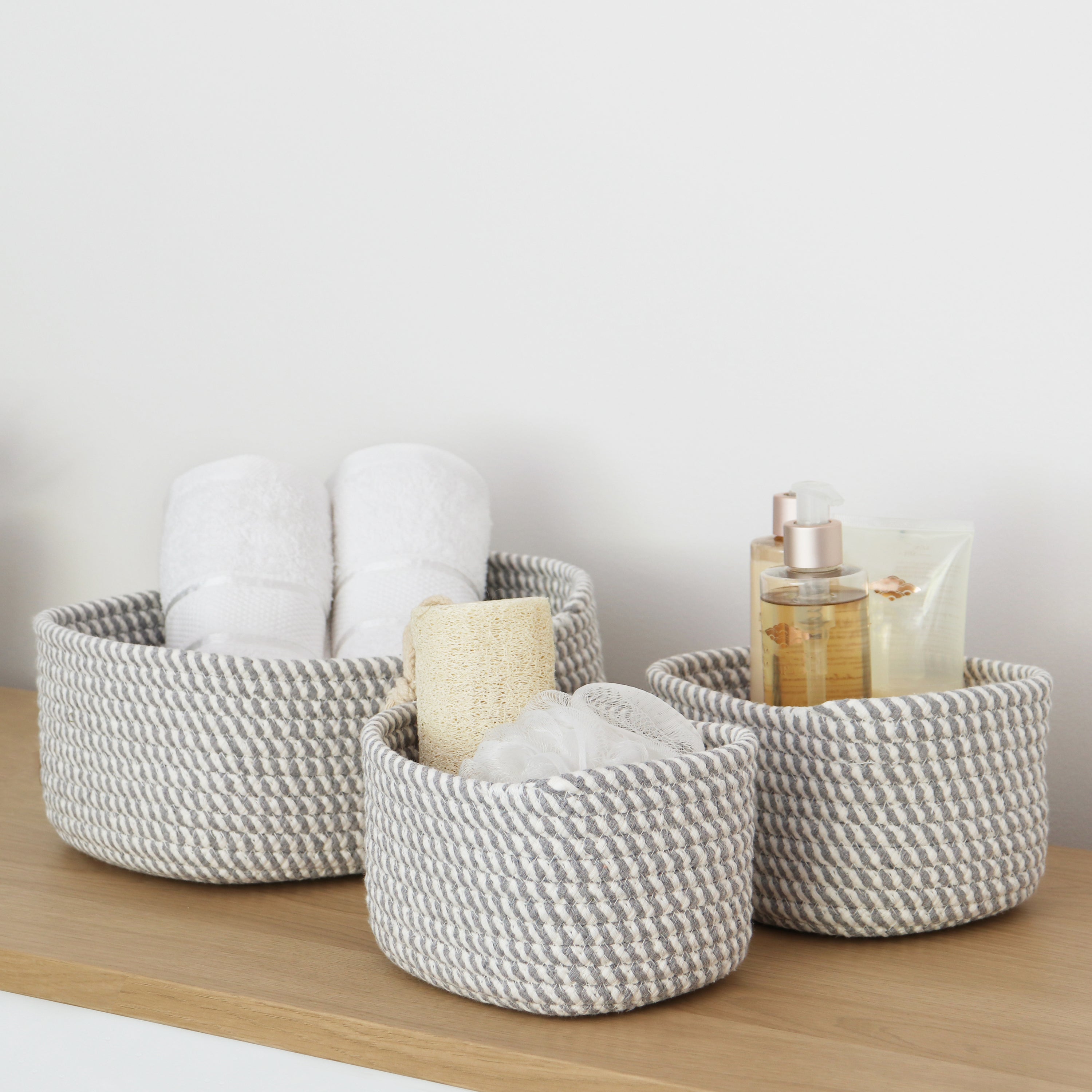 JVL Edison Set of 3 Storage Baskets White and Grey Price Comparisons | Compare The Build