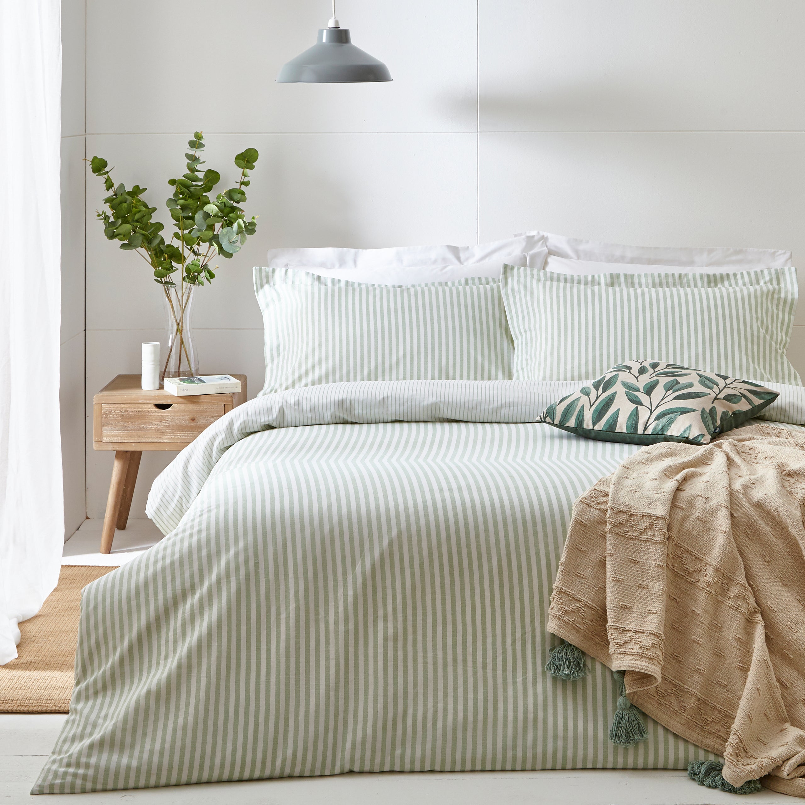 The Linen Yard Hebden Eucalyptus 100% Cotton Duvet Cover & Pillowcase Set Green Price Comparisons | Compare The Build
