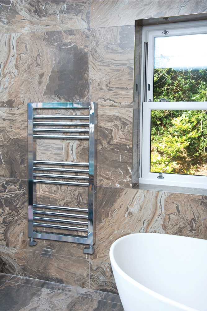 Towelrads Lambourn Designer Rail - Chrome, 900x500mm Price Comparisons | Compare The Build