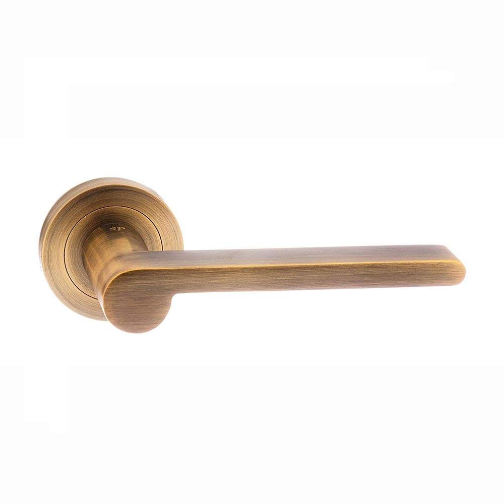 Atlantic Senza Pari Darrio Designer Lever on Round Rose - Weathered Antique Bronze Atlantic UK SPM218WAB | Compare The Build