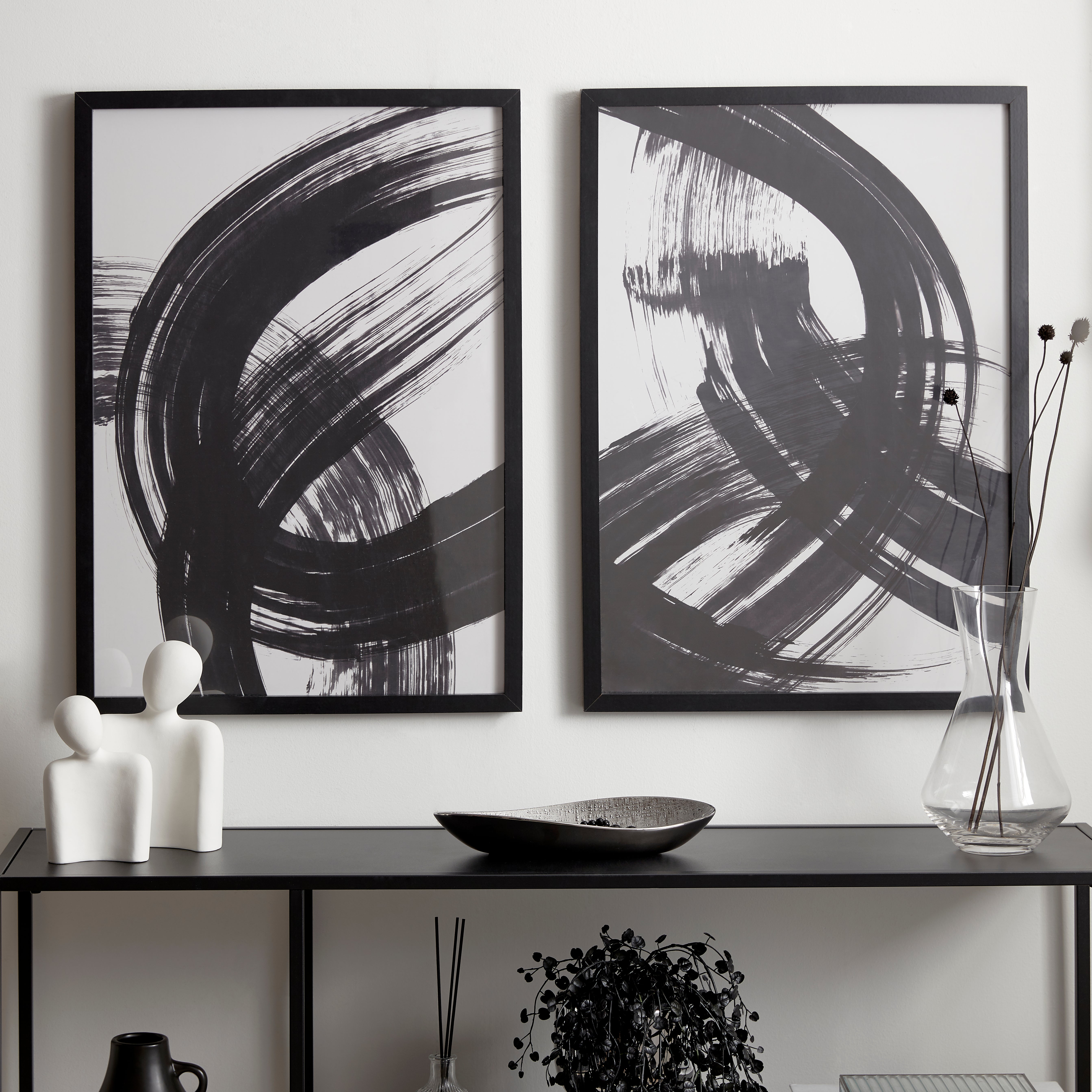 Set of 2 Abstract Wall Prints Black/white | Compare The Build