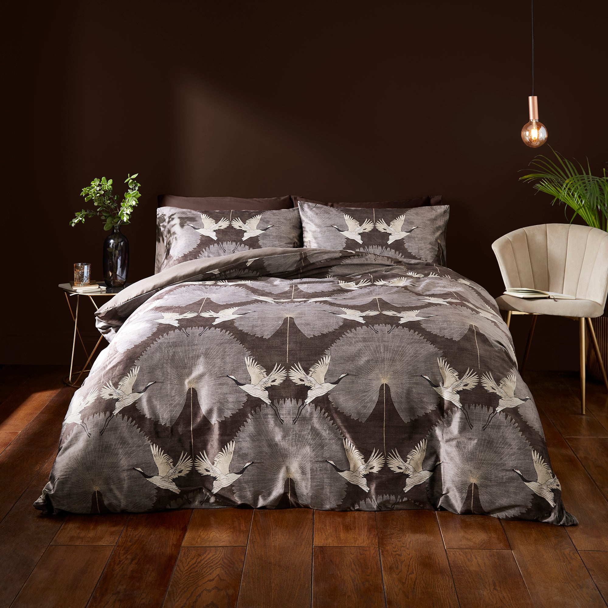 Luxe Cranes Chocolate Duvet Cover and Pillowcase Set Brown Price Comparisons | Compare The Build