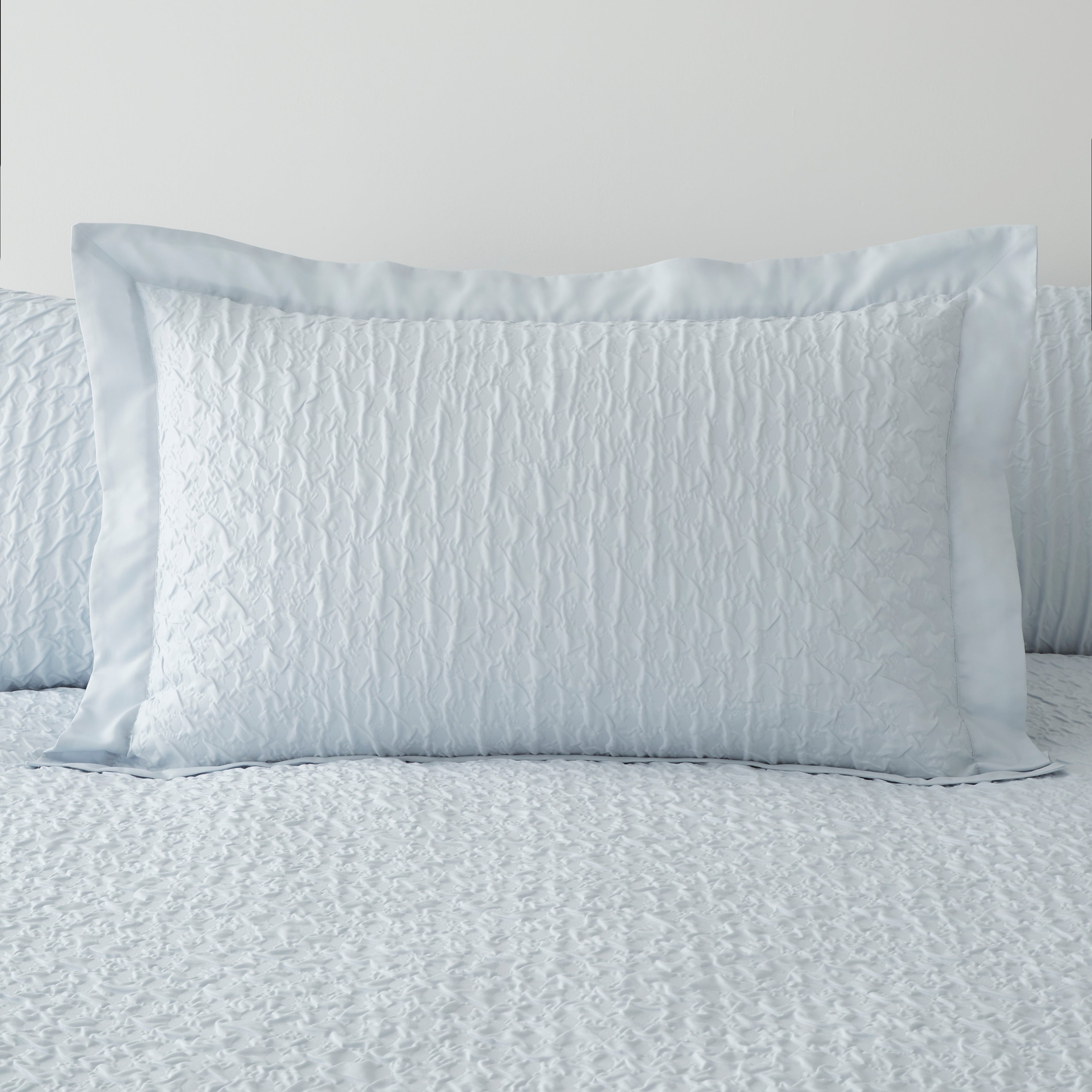 Edison Textured Pale Blue Oxford Pillowcase Light Blue Price Comparisons | Compare The Build