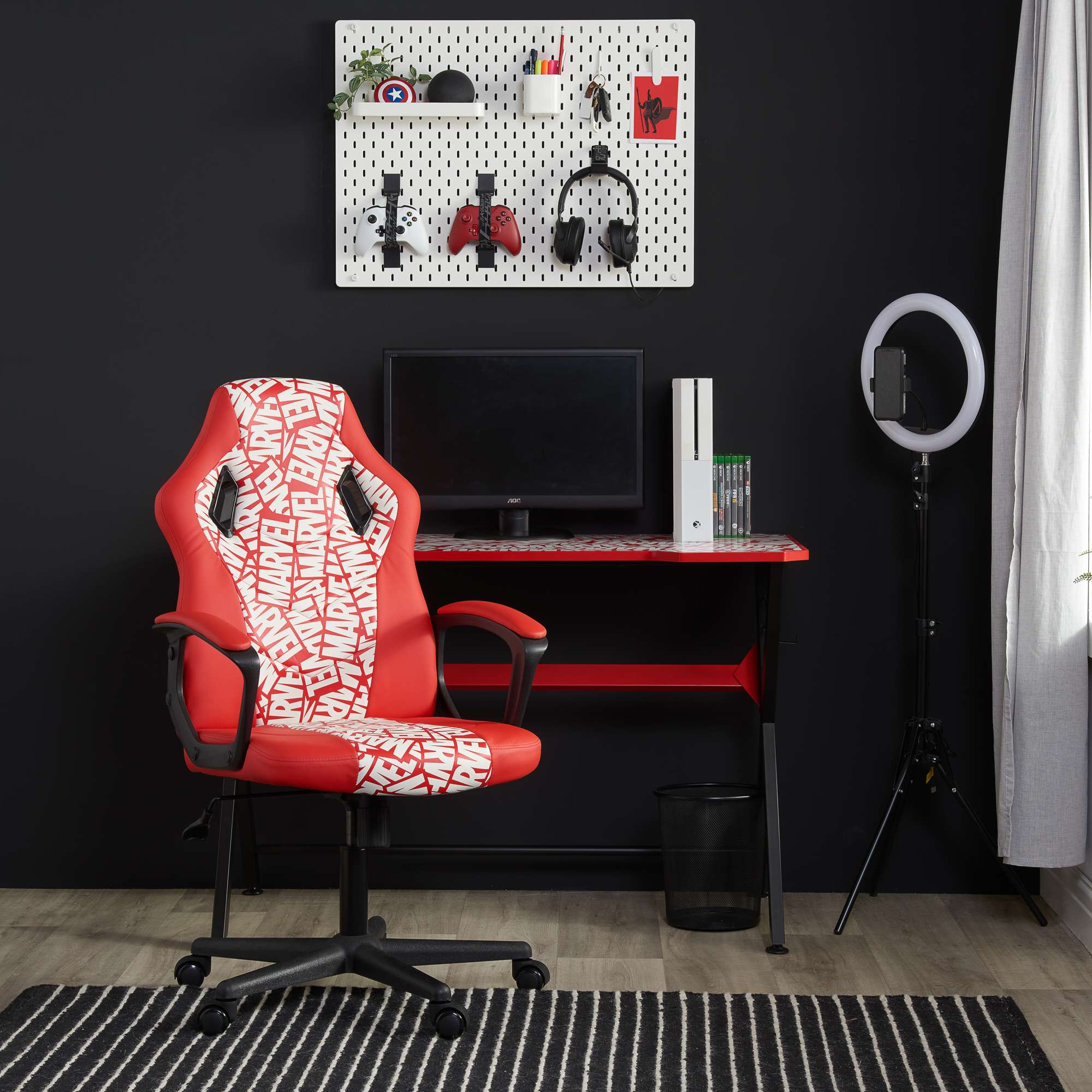 Marvel Gaming Chair Red Price Comparisons | Compare The Build
