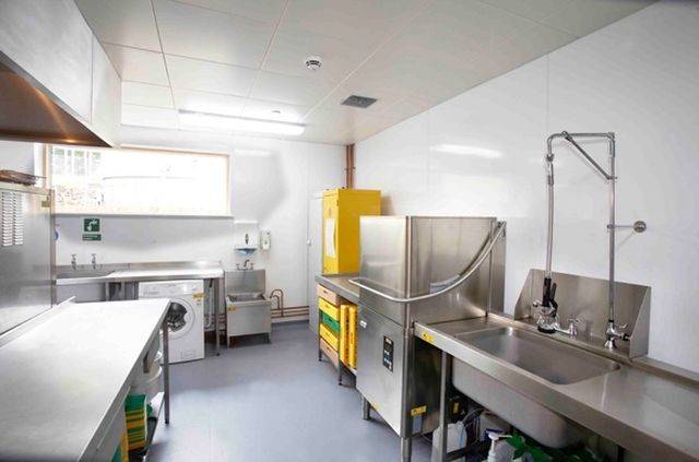 Rigid/ Solid PVC Hygiene Cladding Sheet - 1220mm x 2440mm x 2mm White - Pack of 5 Price Comparisons | Compare The Build