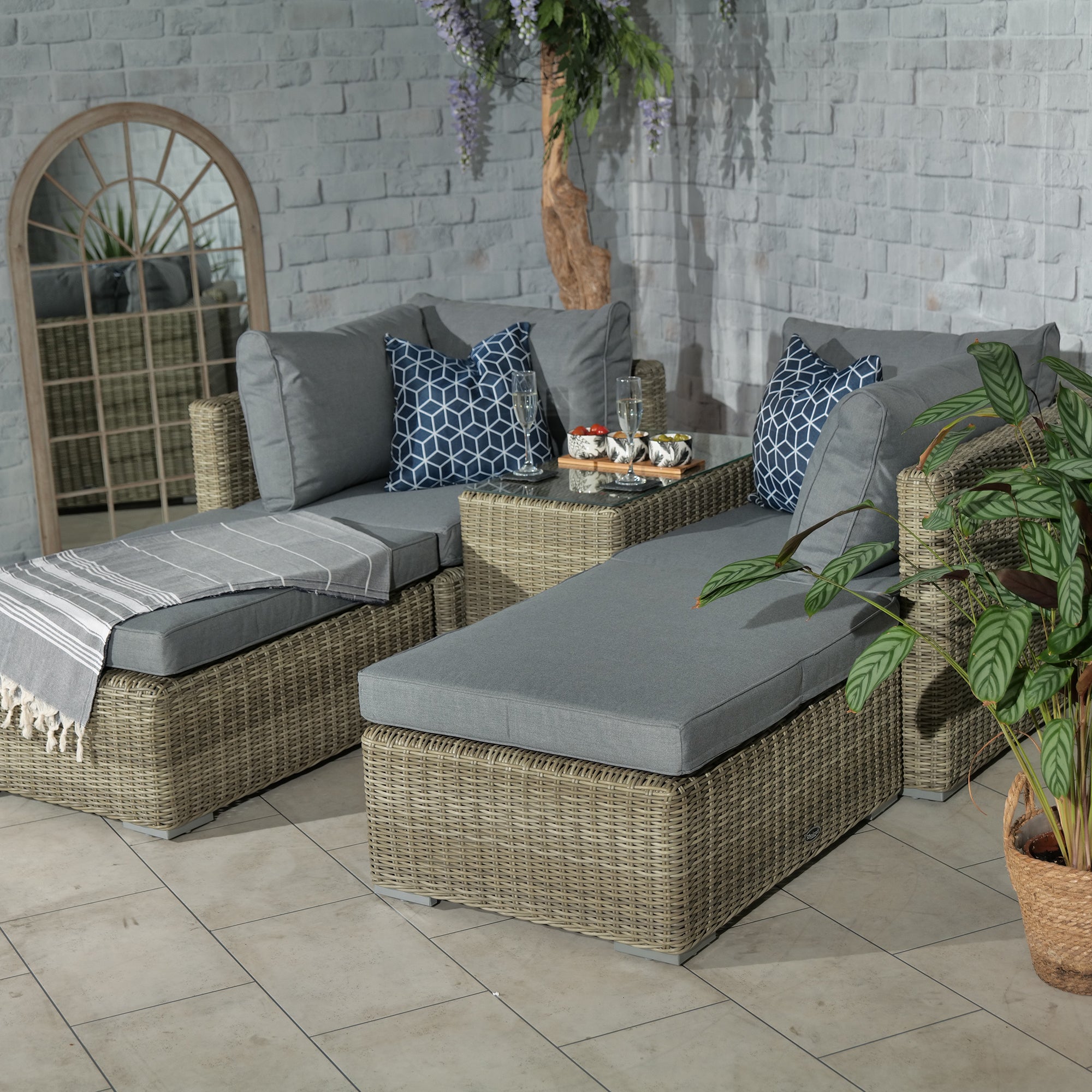 Wentworth 4 Seater Multi Setting Relaxer Set Beige Price Comparisons | Compare The Build