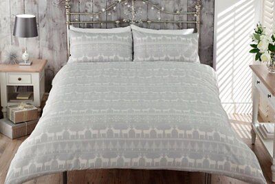 Bedlam Christmas Reindeer Grey Single Bedset Price Comparisons | Compare The Build