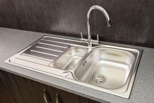 Reginox Lemans Stainless Steel Inset 1.5 Kitchen Sink With Waste | Compare The Build