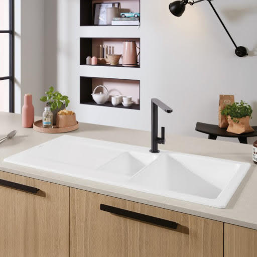 Villeroy & Boch Siluet 60 R Ceramic 1.5 Bowl Kitchen Sink with Waste - White Alpine Price Comparisons | Compare The Build