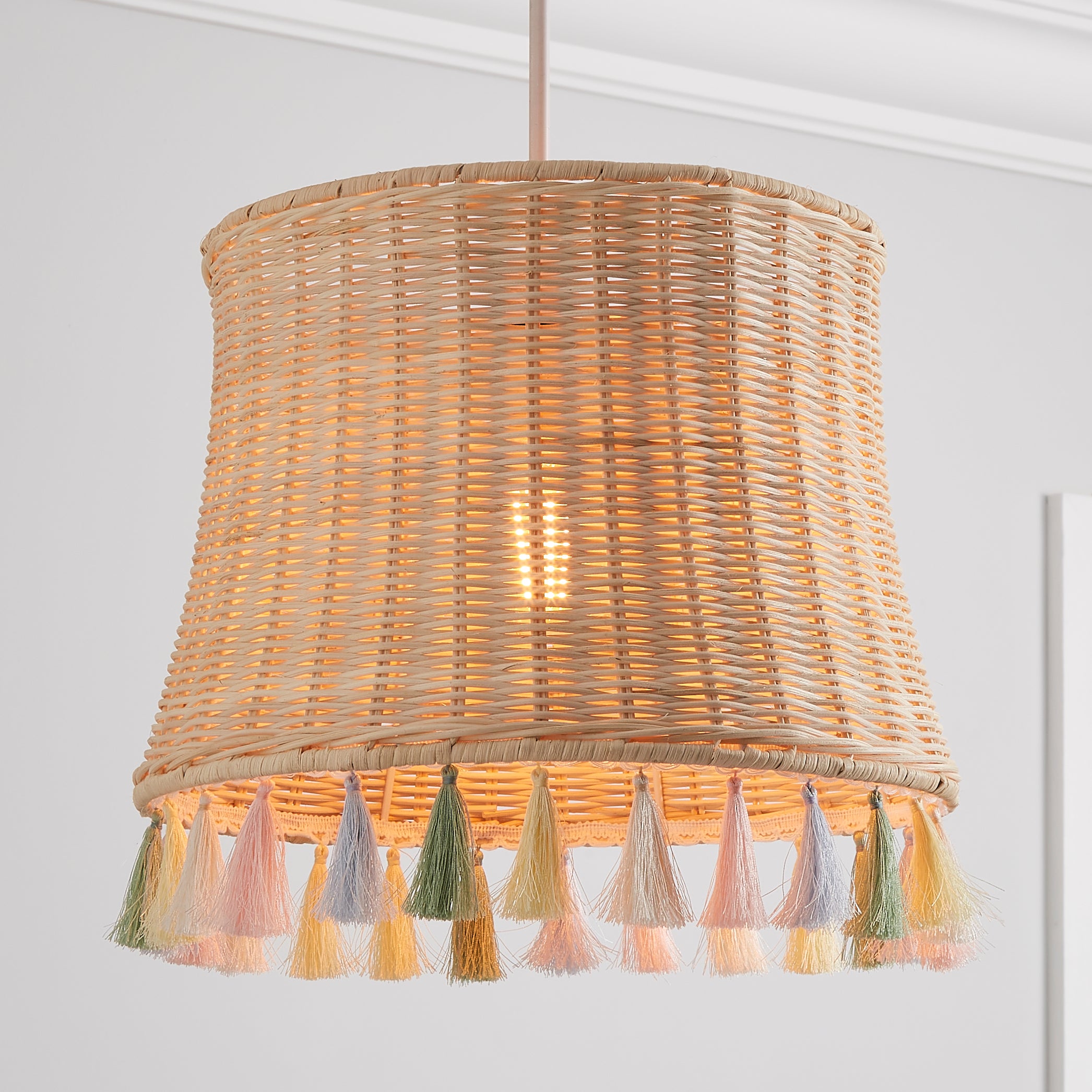 Fiesta Rattan Tassel Easy Fit Pendant Shade Brown/Blue/Green Price Comparisons | Compare The Build