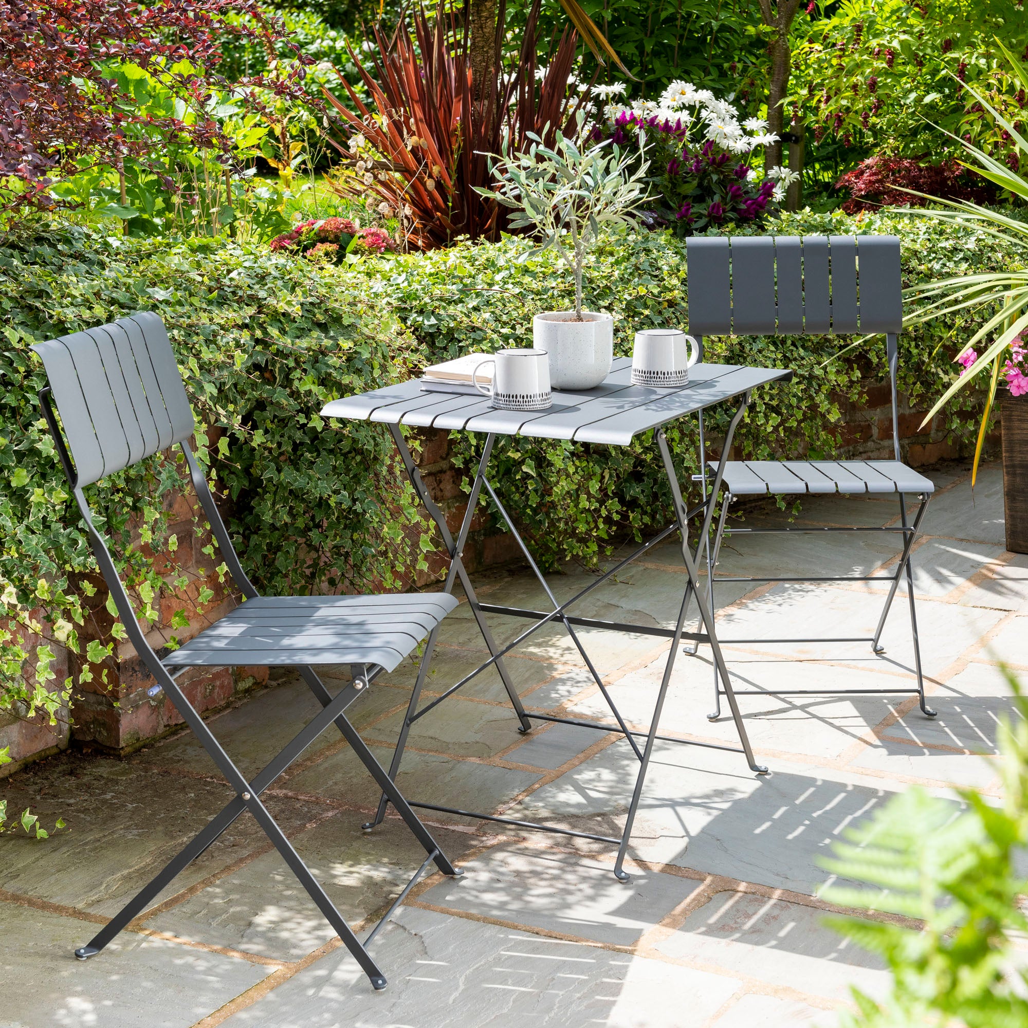 Courtyard 2 Seater Bistro Set Anthracite Price Comparisons | Compare The Build