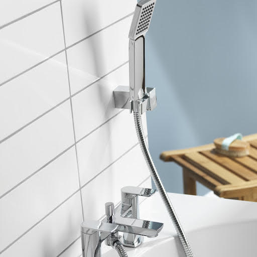 Aqualisa Downtown Bath Shower Mixer Tap with Shower Kit - Chrome Price Comparisons | Compare The Build