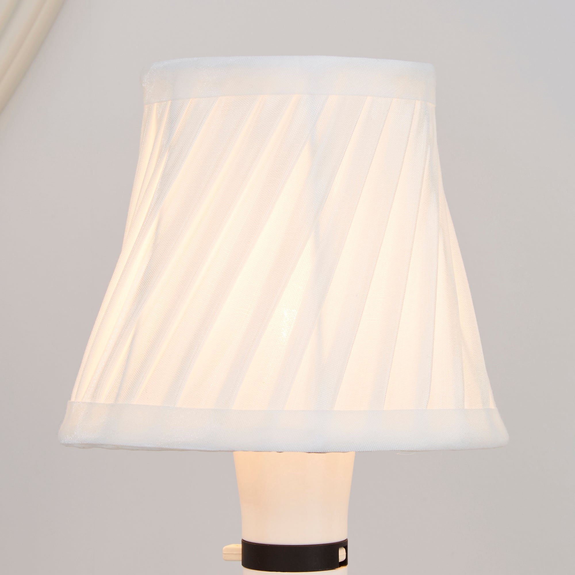 Twisted Pleat Lamp Shade 14cm Ivory White Price Comparisons | Compare The Build