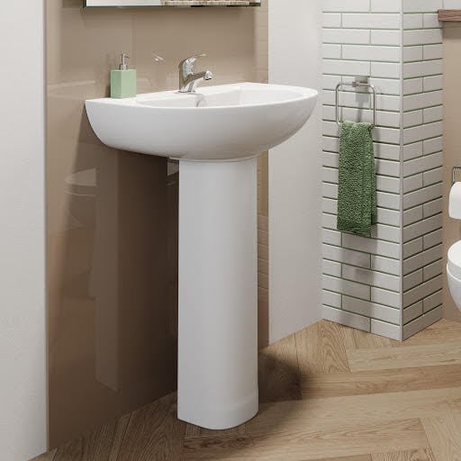 Essentials Budget Full Pedestal Basin 545mm 1 Tap Hole | Compare The Build