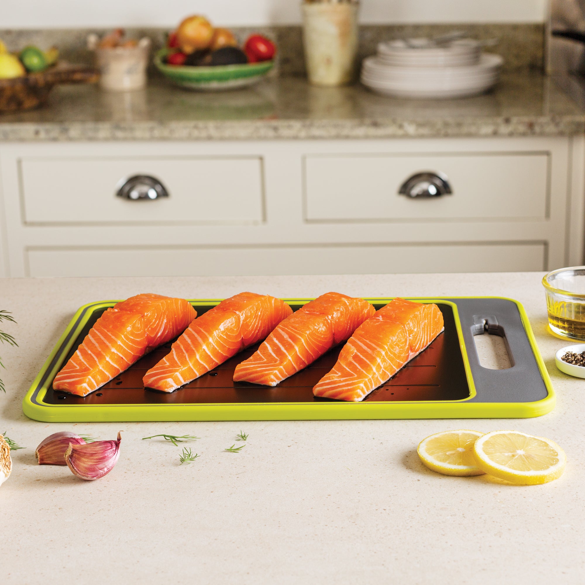 Fast Thaw 4-in-1 Chopping Board | Compare The Build