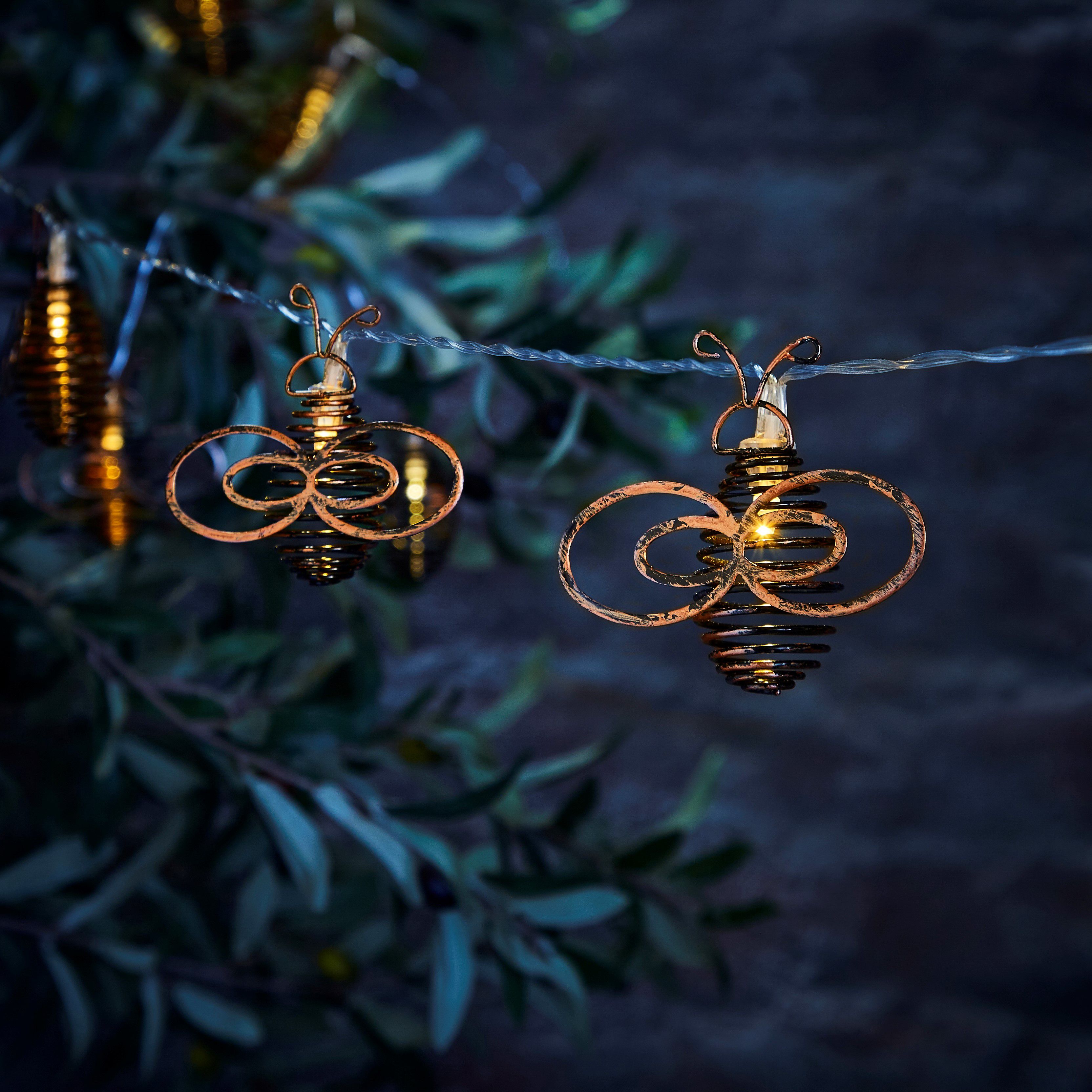 Inlight Bee Shape Solar-Powered Warm White 10 Led Outdoor String Lights | Compare The Build