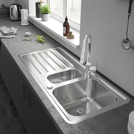 hansgrohe S41 Stainless Steel Kitchen Sink - 1.5 Bowl with Drainer 2 Tap Hole S4113-F540 Price Comparisons | Compare The Build