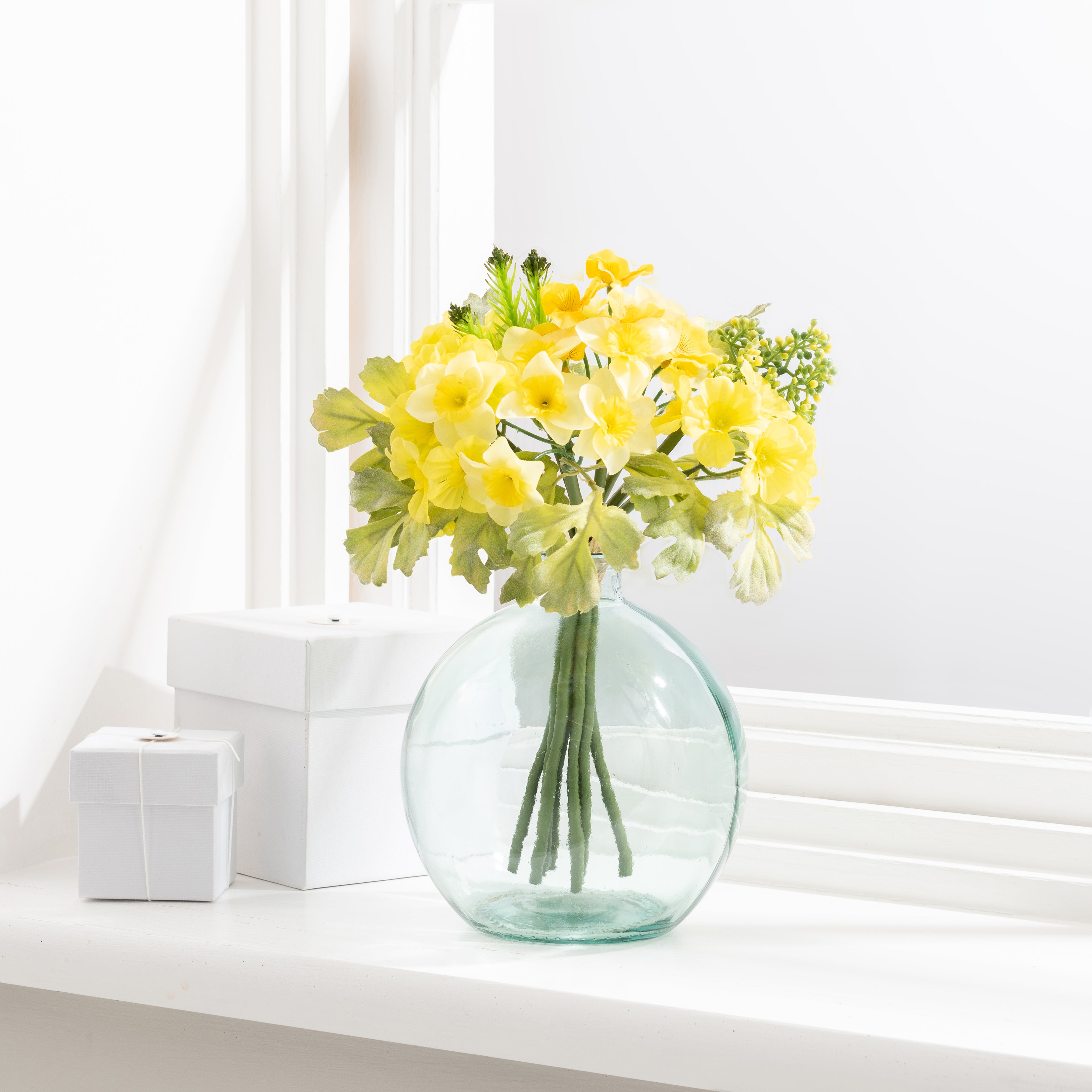 Primula and Narcissi Bundle Yellow 30cm Yellow/Green Price Comparisons | Compare The Build