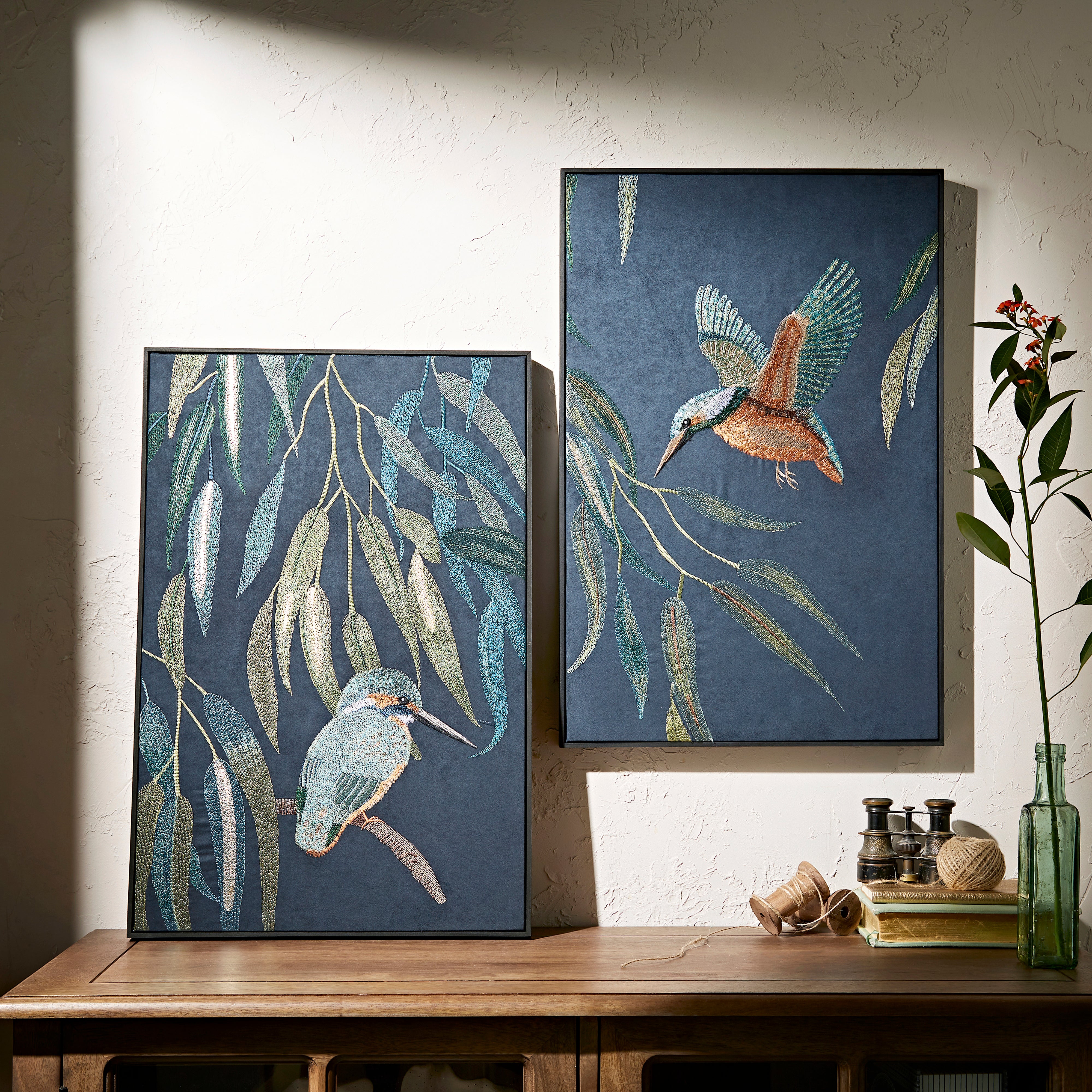 Set of 3 Kingfisher Canvas 40cm x 60cm Blue Price Comparisons | Compare The Build