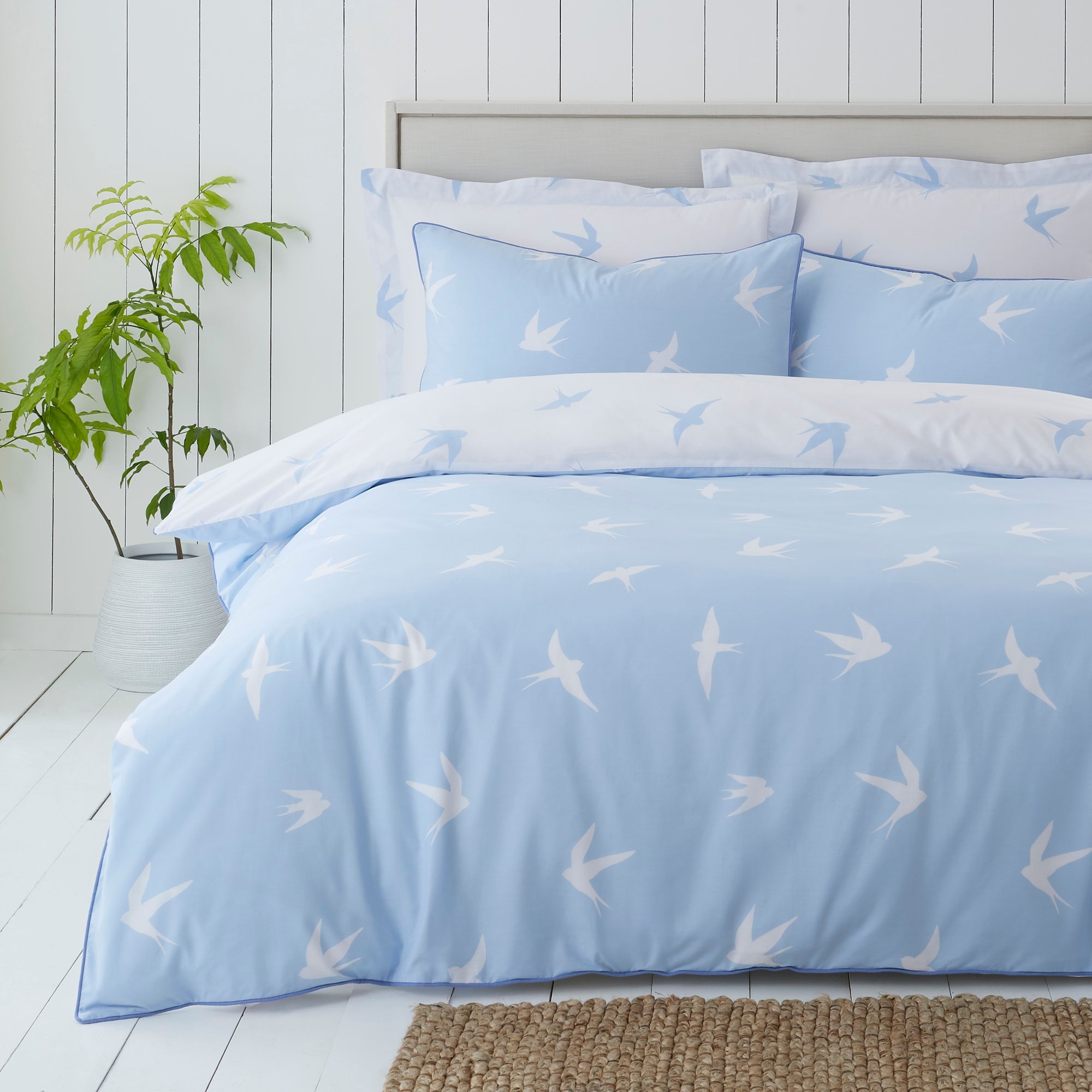 Coastal Birds Blue Reversible Duvet Cover and Pillowcase Set Blue/White Price Comparisons | Compare The Build
