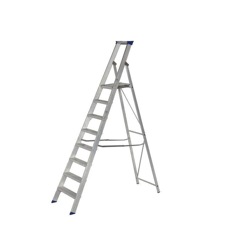 Werner 8 Tread MasterTrade Platform Stepladder - BS 2037 EN131 Professional 7150818 | Compare The Build