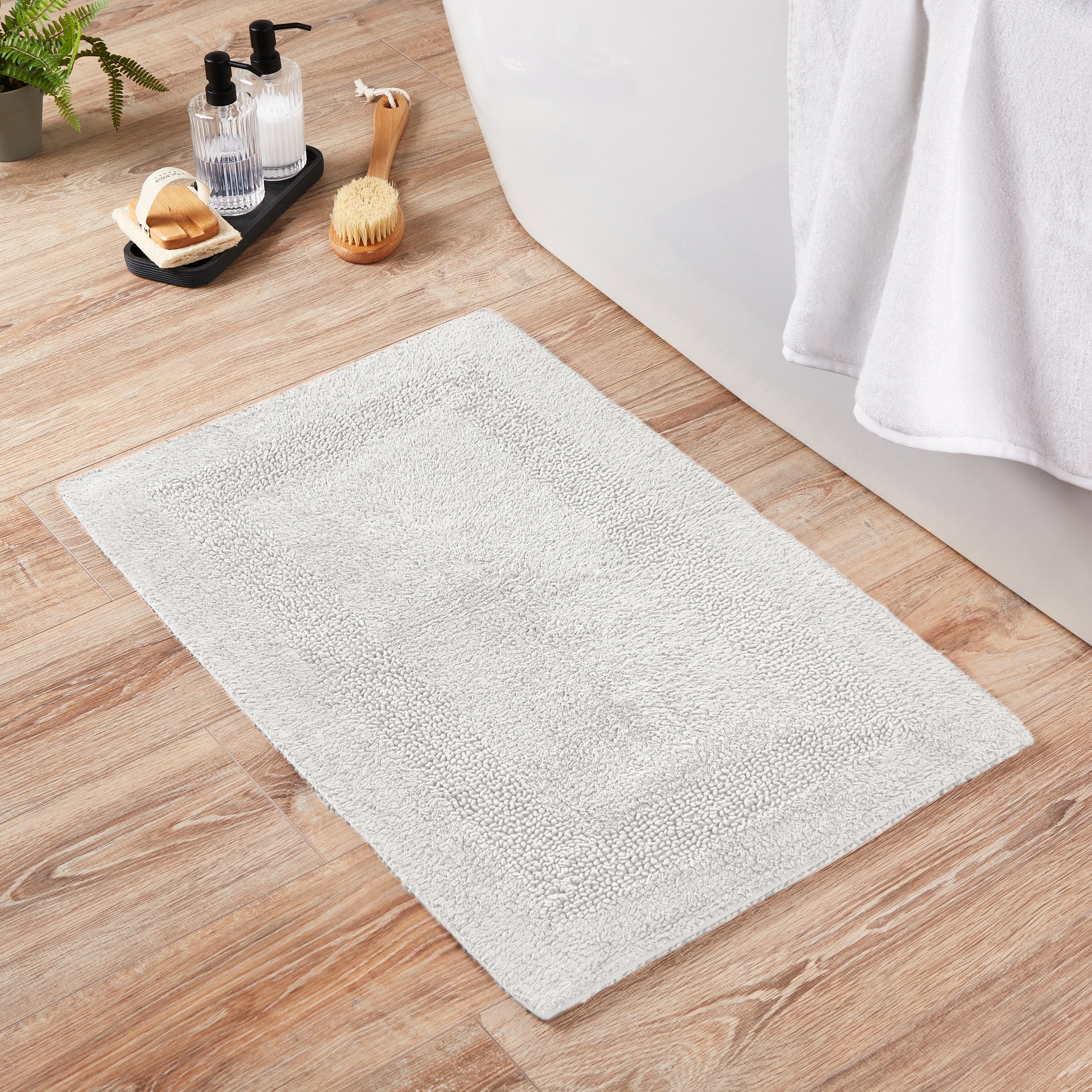 Super Soft Reversible White Bath Mat White Price Comparisons | Compare The Build