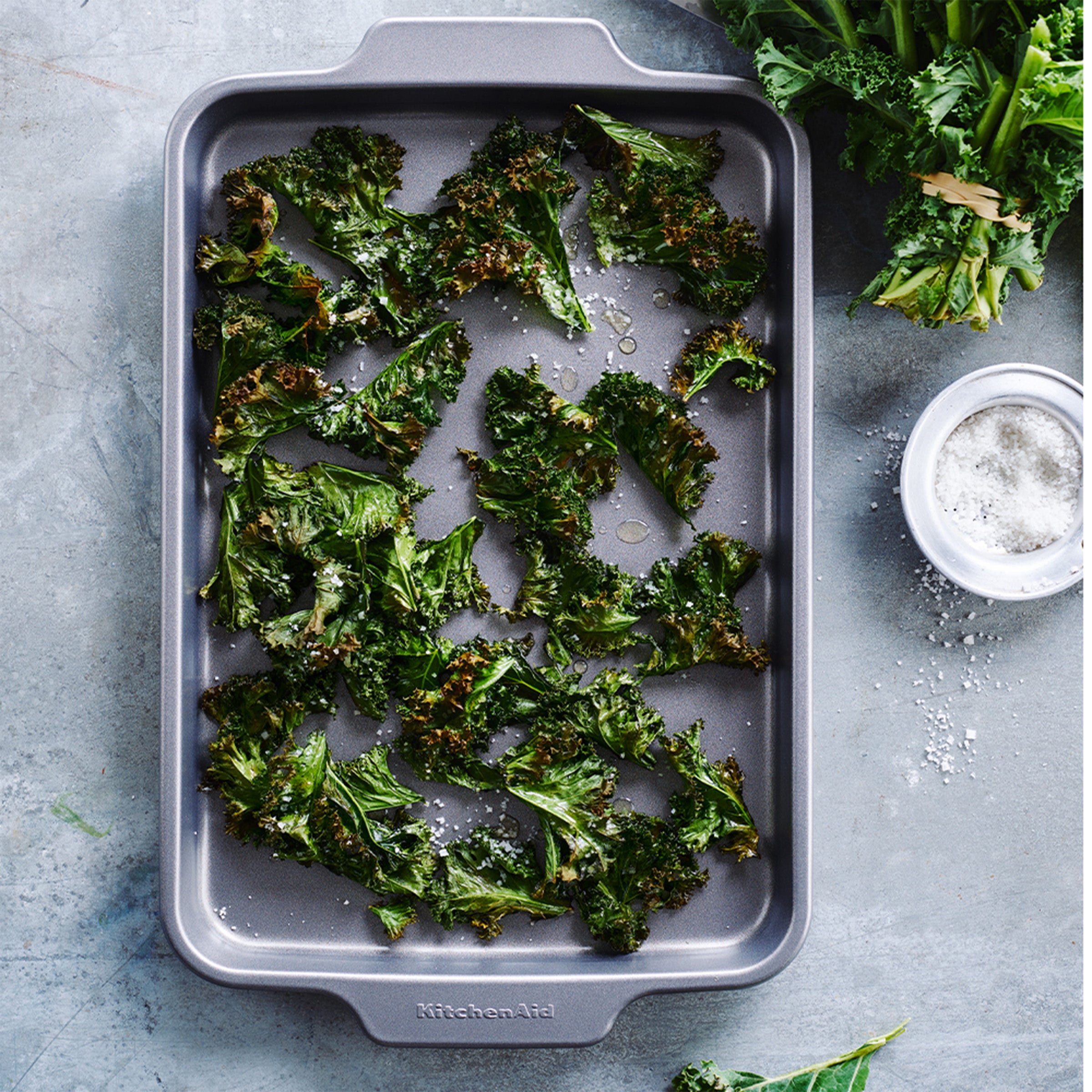 KitchenAid Bakeware 33cm Cookie Sheet Silver Price Comparisons | Compare The Build