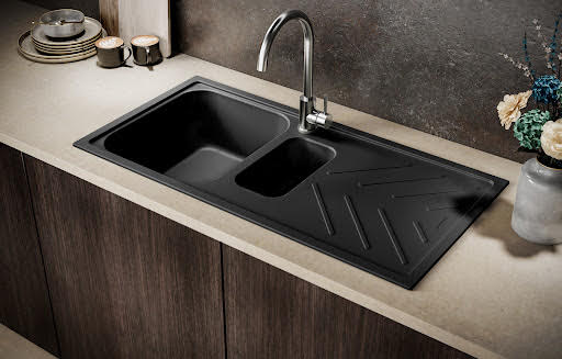 Reginox Calvi 15 Black Granite 1.5 Bowl Kitchen Sink with Drainer | Compare The Build