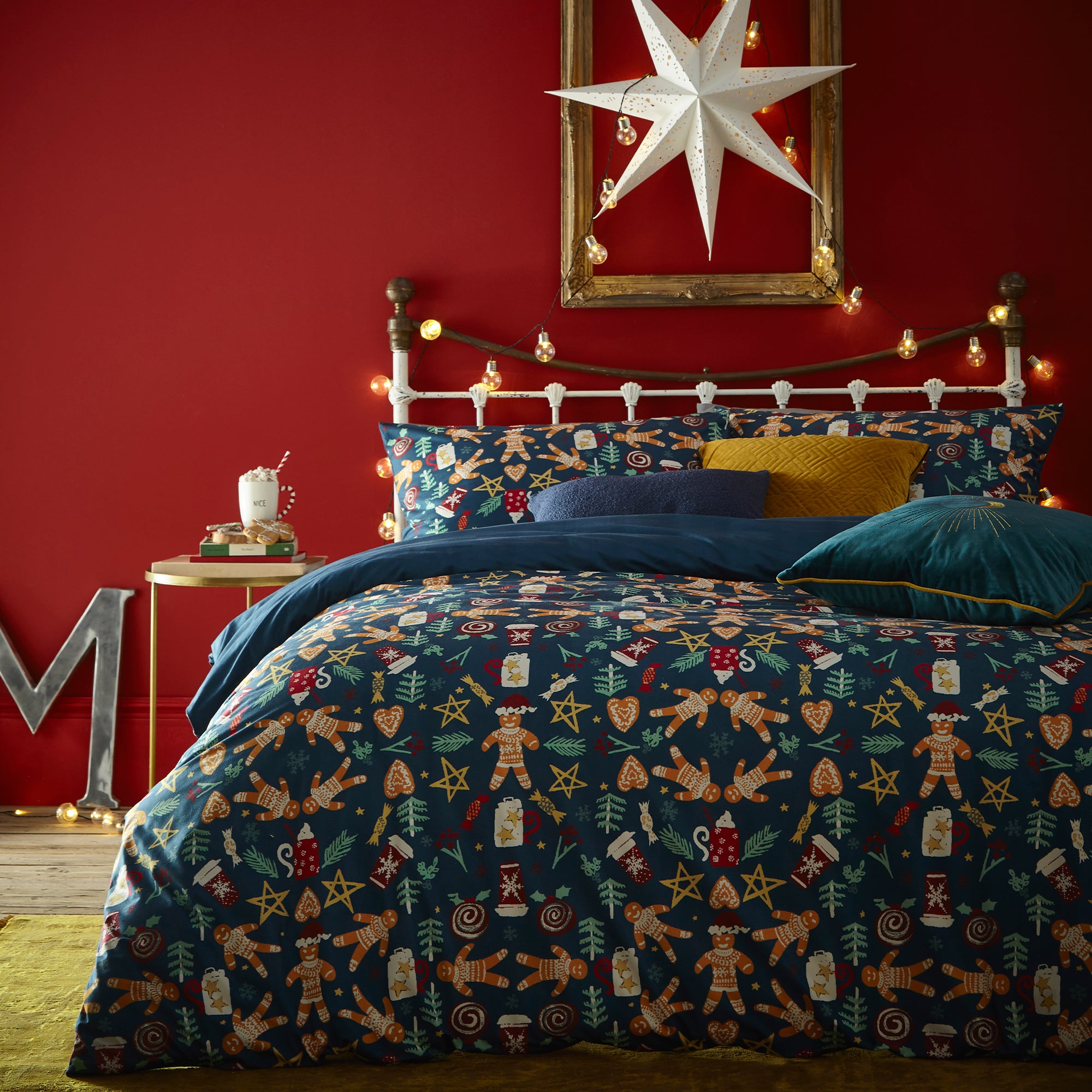 furn. Yuletide Treats Premium Fleece Duvet Cover and Pillowcase Set Navy Blue/Yellow/Red Price Comparisons | Compare The Build
