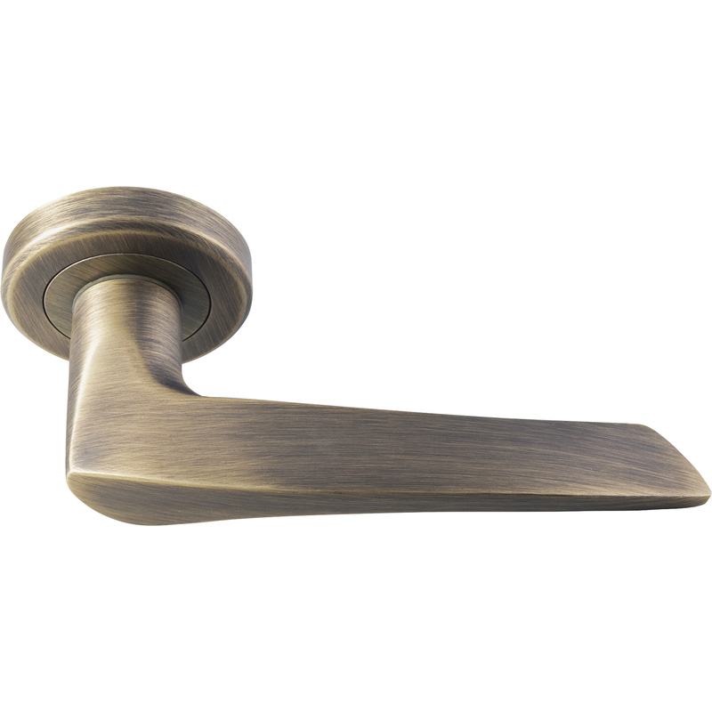 Serozzetta Olivier Lever on Rose Door Handles Antique (Pair) in Brass | Compare The Build