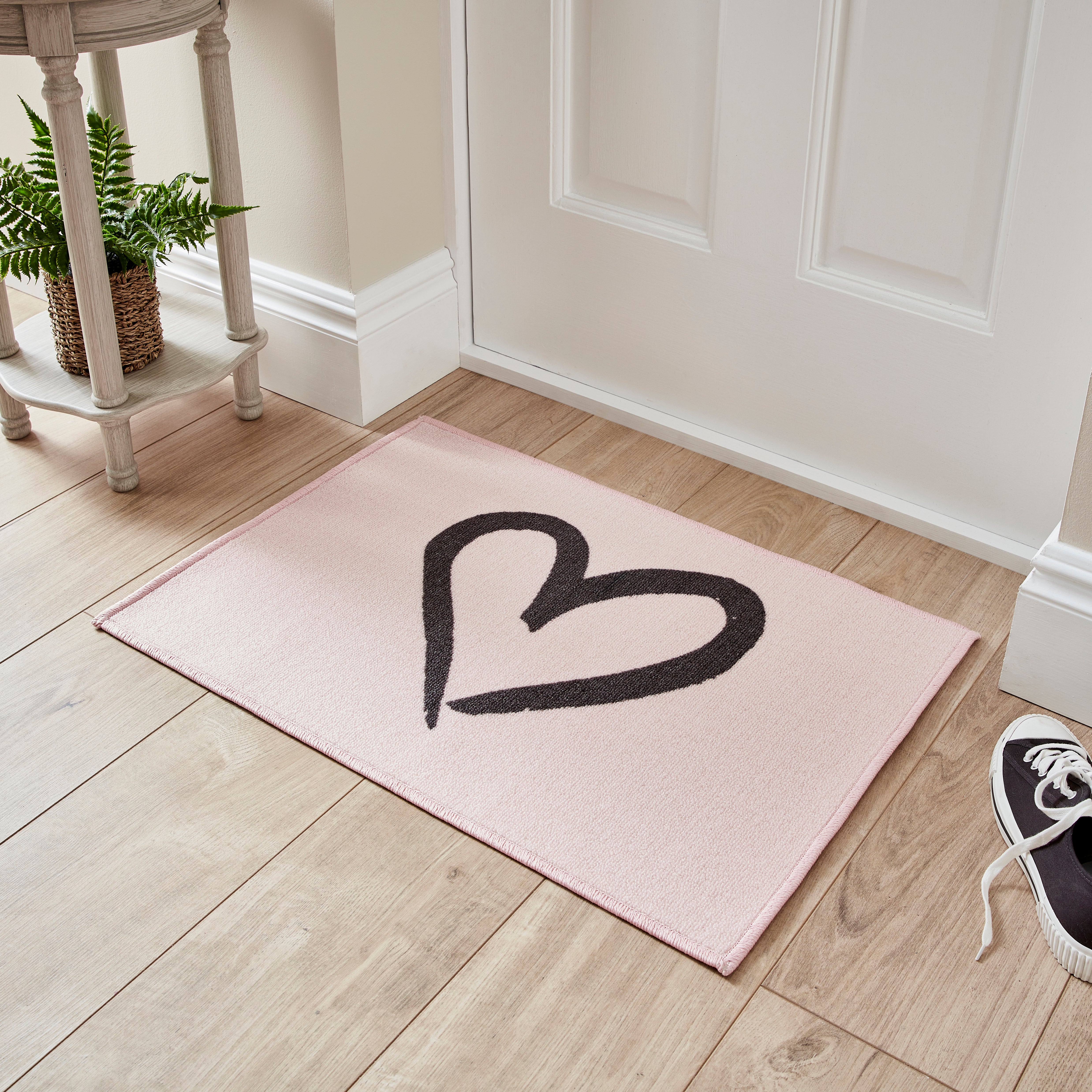 Heart Washable Printed Mat, 50x75cm Pink Price Comparisons | Compare The Build