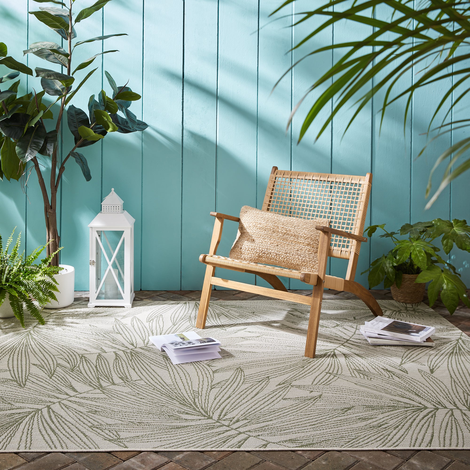 Tropical Leaves Indoor Outdoor Rug Cream and Green Price Comparisons | Compare The Build