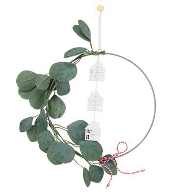 28Cm Eucalyptus Ring & House Wreath Price Comparisons | Compare The Build
