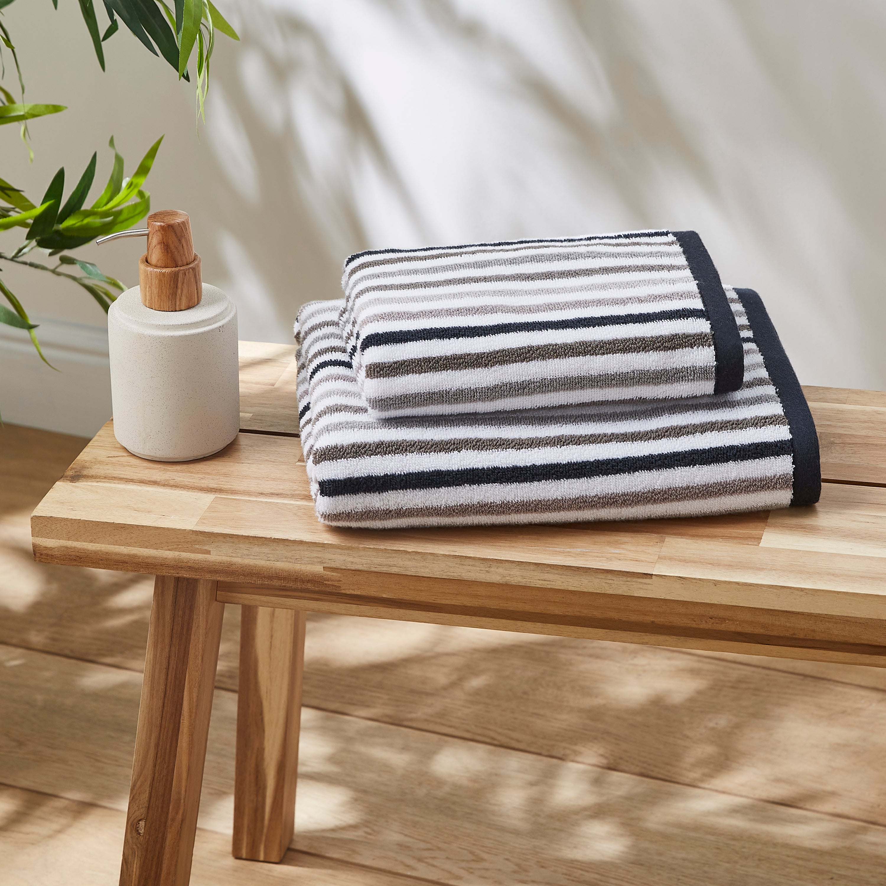 London Stripe Towels Black Price Comparisons | Compare The Build