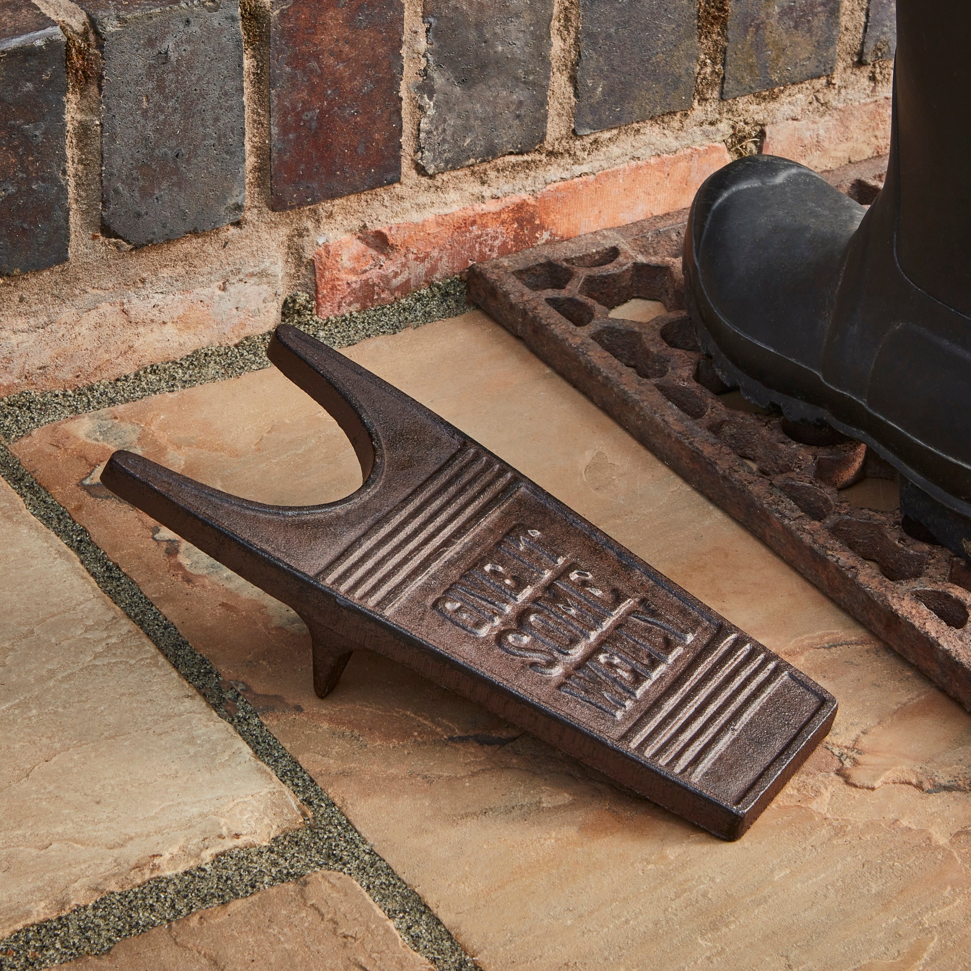 Cast Iron Outdoor Welly Boot Jack Brown Price Comparisons | Compare The Build