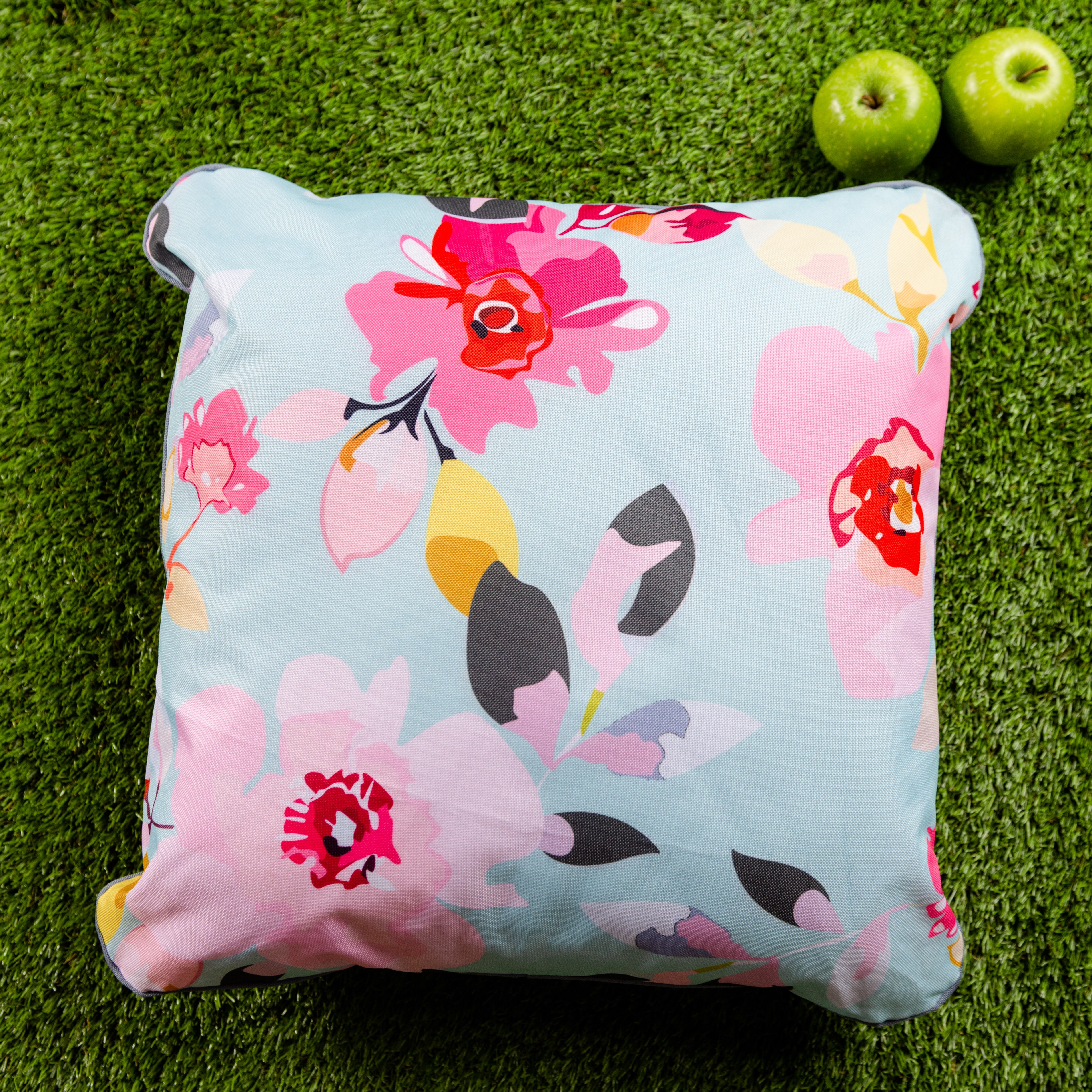 Gardenia Sky Indoor Outdoor Cushion MultiColoured Price Comparisons | Compare The Build