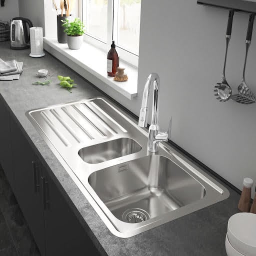 hansgrohe S41 Stainless Steel Kitchen Sink - 1.5 Bowl with Drainer S4111-F540 Price Comparisons | Compare The Build