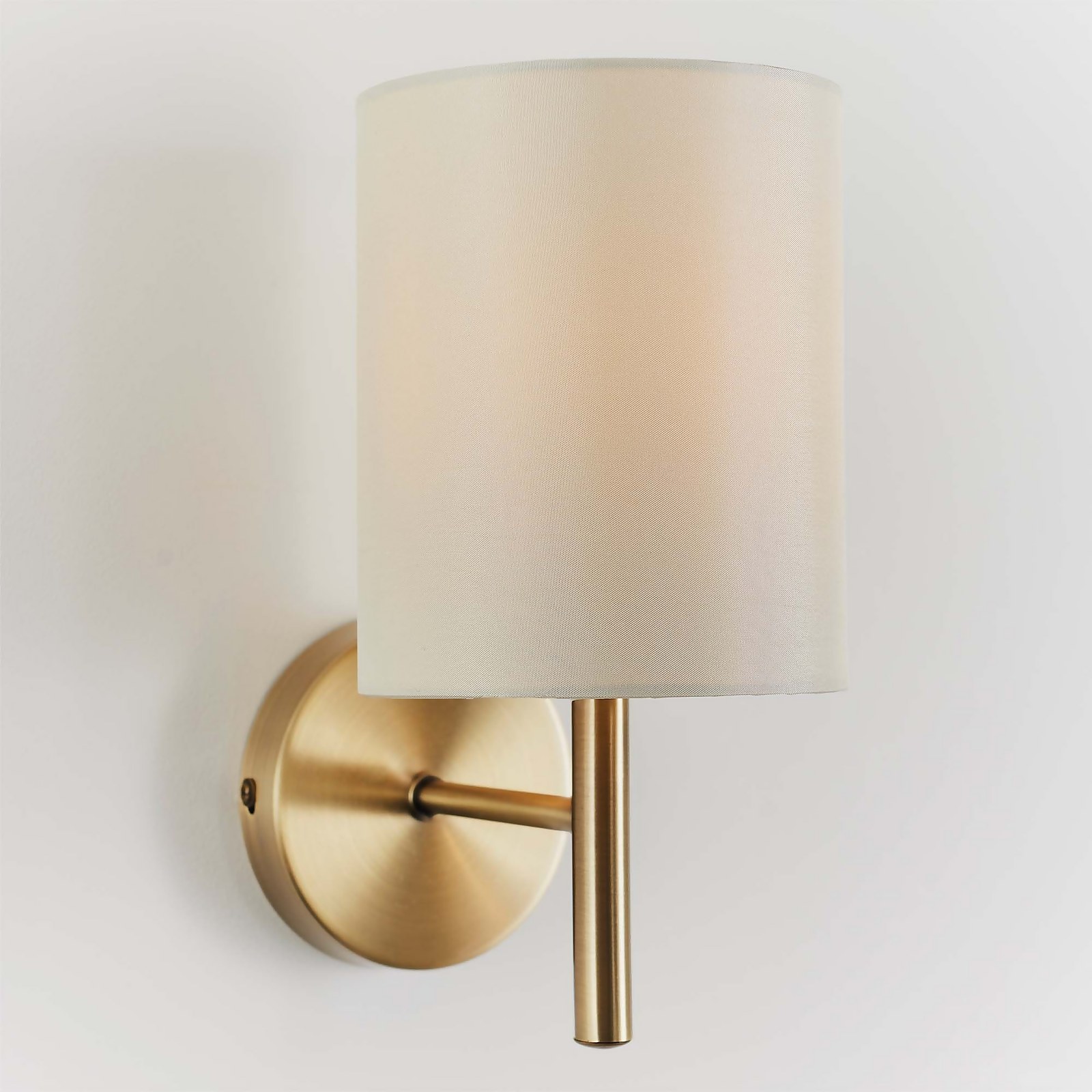 Kari Wall Light - Brass Price Comparisons | Compare The Build