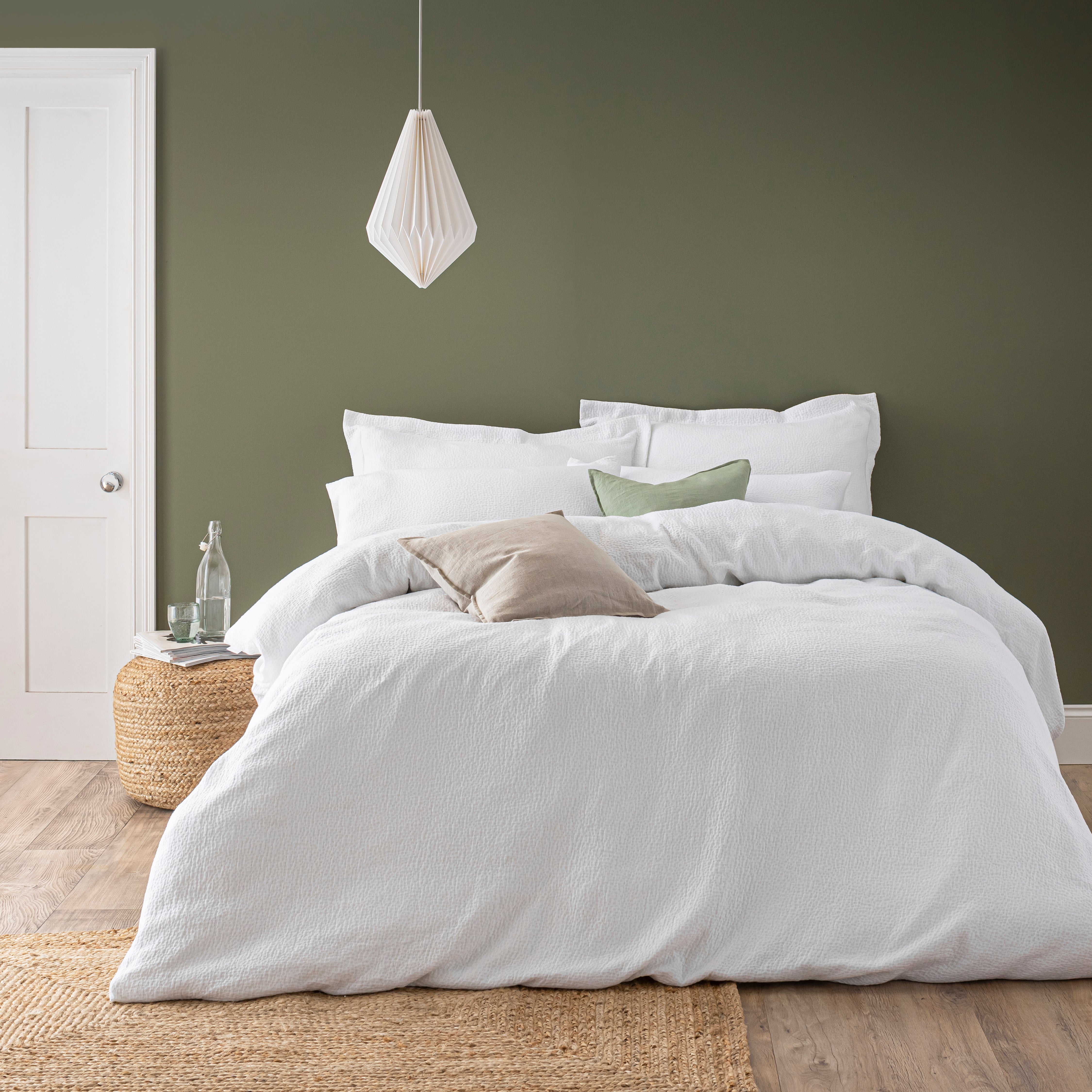 Everlee 100% Cotton Duvet Cover and Pillowcase Set White Price Comparisons | Compare The Build